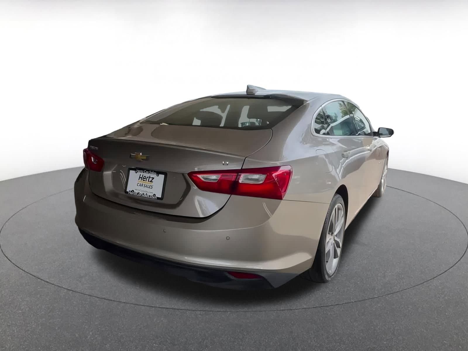 Thumbnail: 2023 Chevrolet Malibu - 14