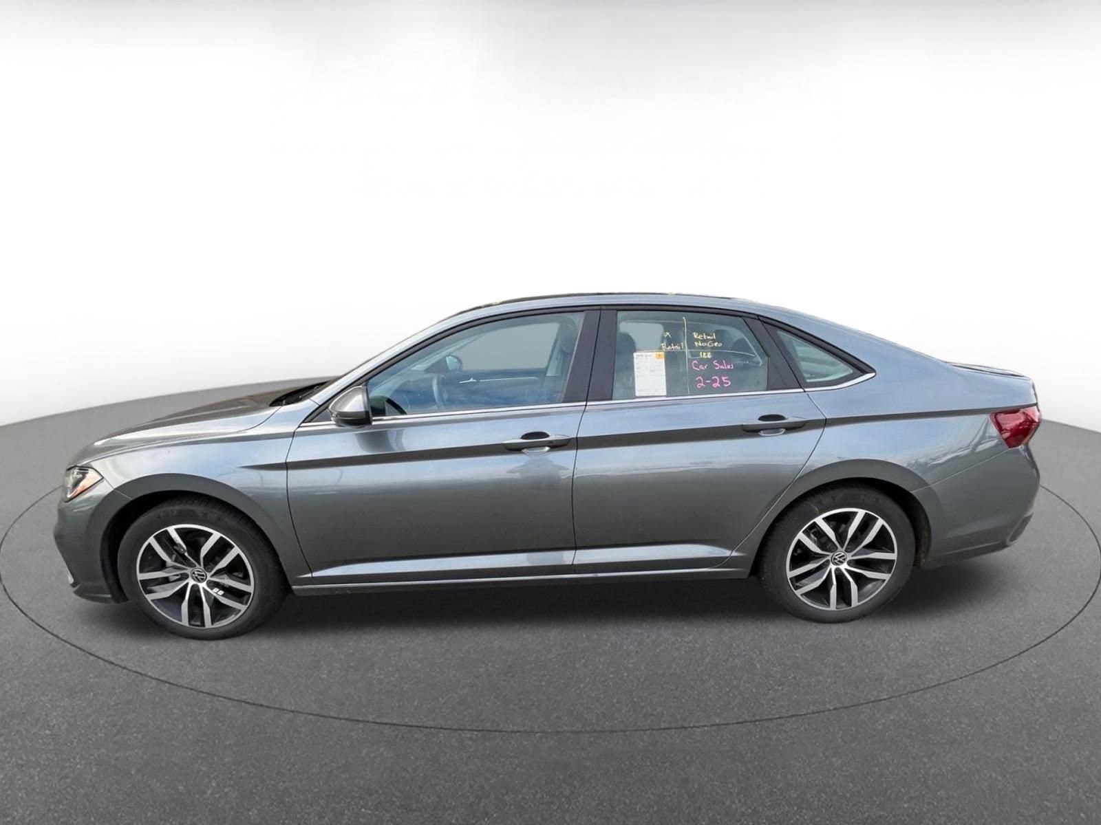 Thumbnail: 2025 Volkswagen Jetta - 4