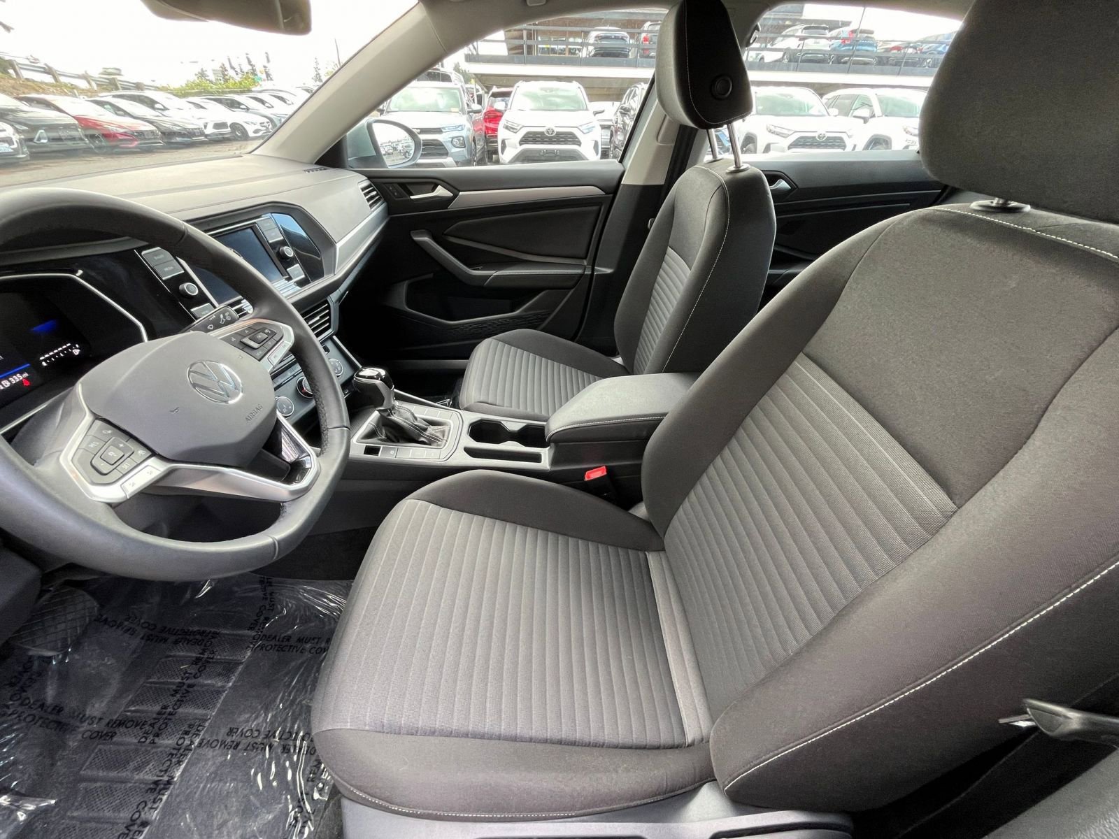 Thumbnail: 2024 Volkswagen Jetta - 27