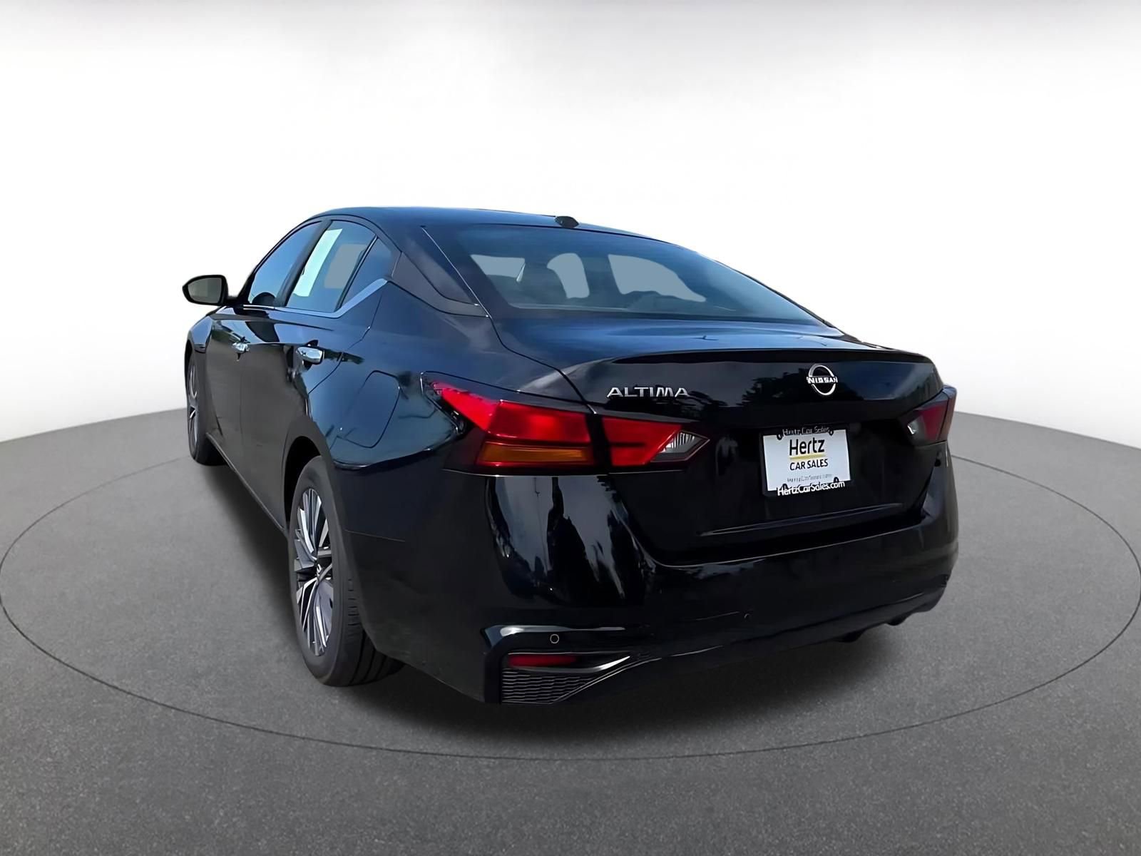 Thumbnail: 2025 Nissan Altima - 11