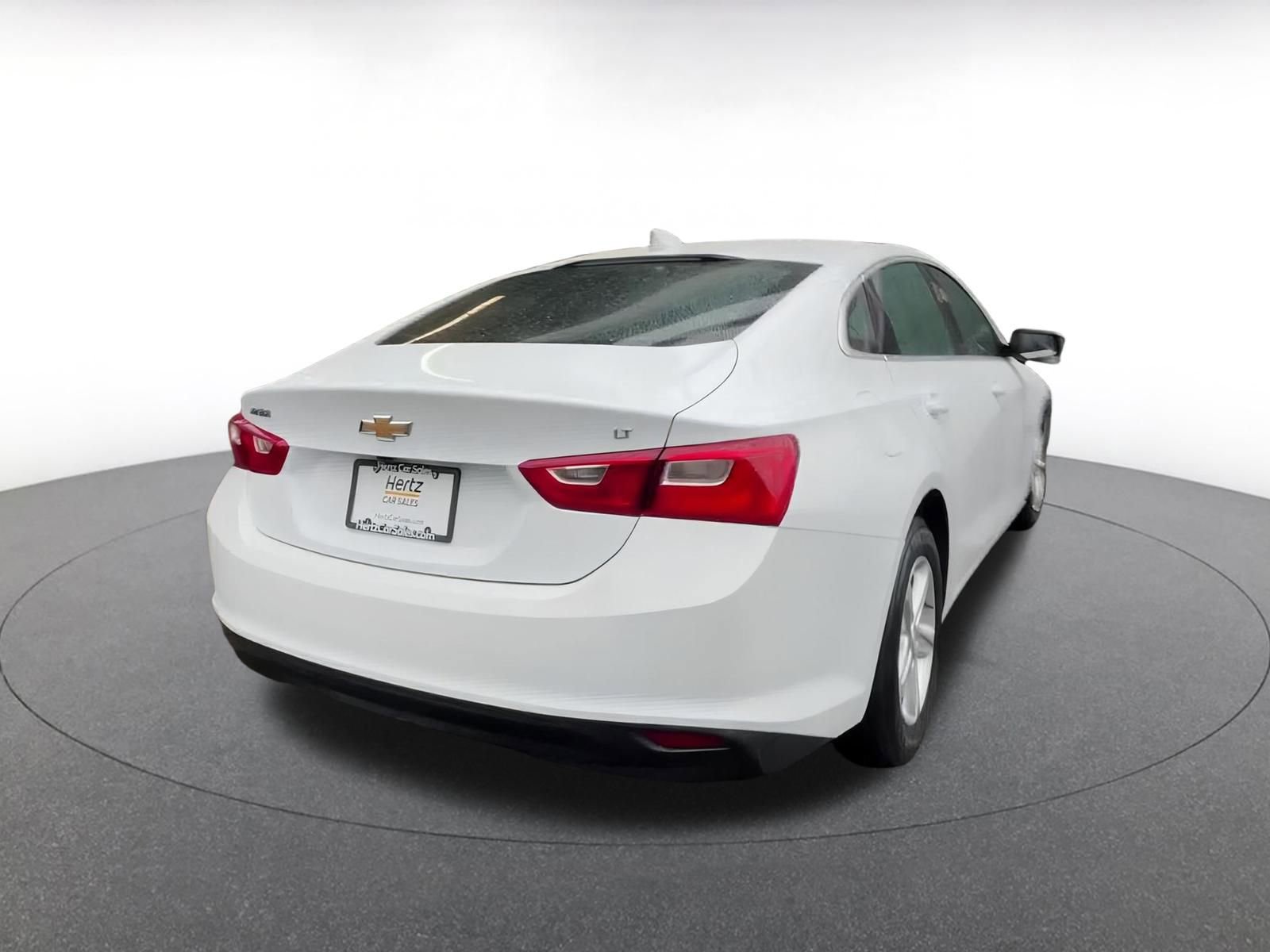 Thumbnail: 2023 Chevrolet Malibu - 13