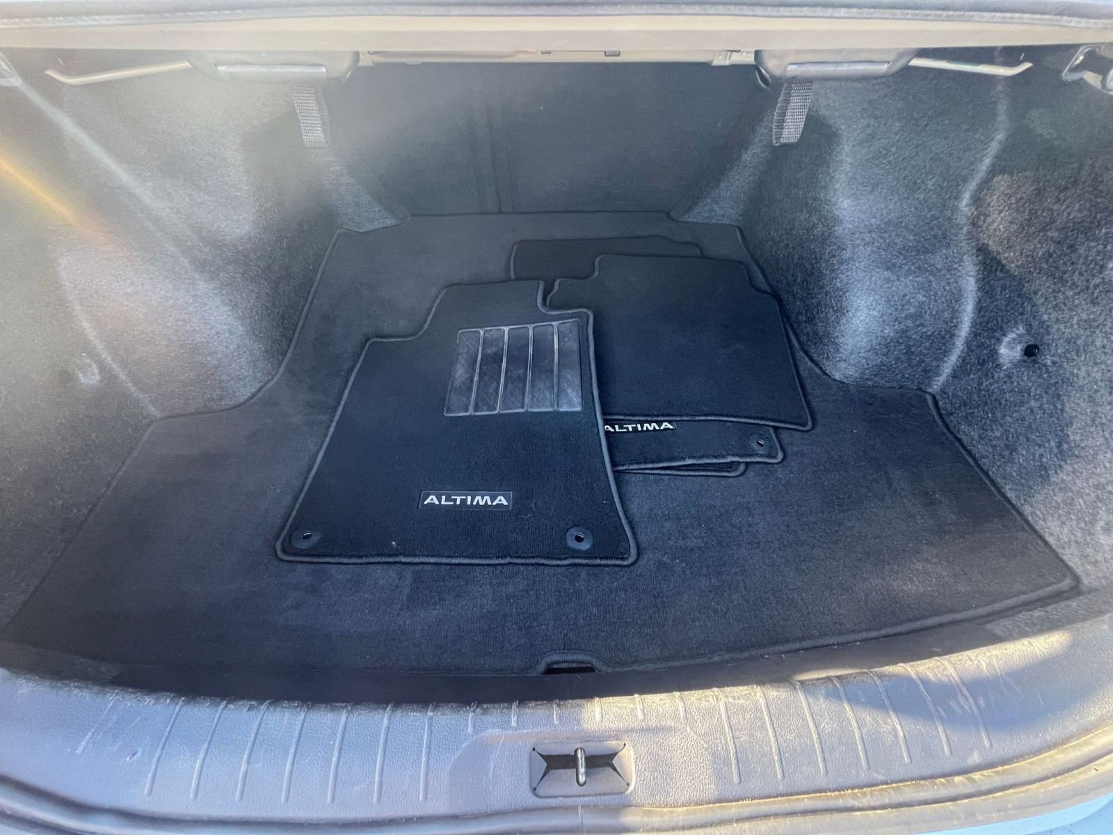 Thumbnail: 2024 Nissan Altima - 31