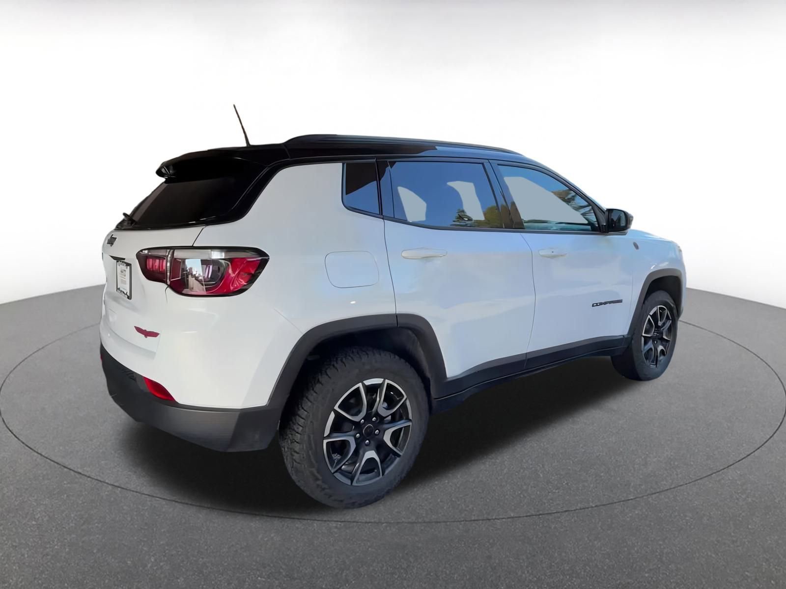 Thumbnail: 2025 Jeep Compass - 14