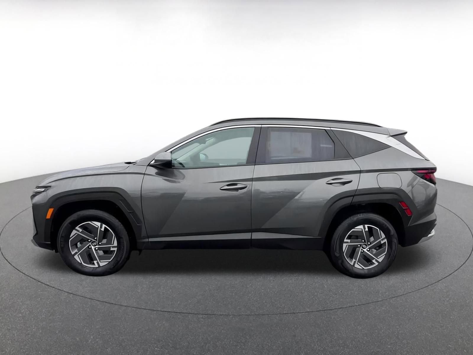 Thumbnail: 2025 Hyundai Tucson - 9