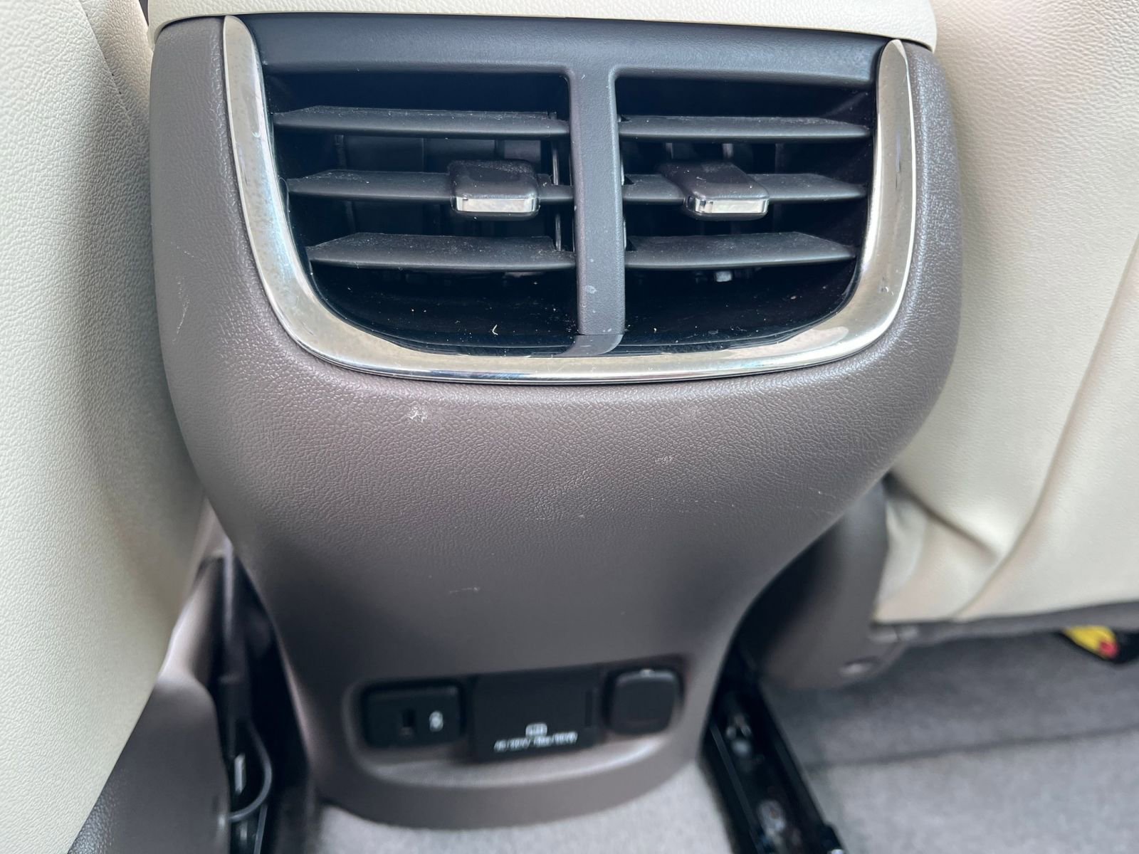 Thumbnail: 2024 Chevrolet Malibu - 24