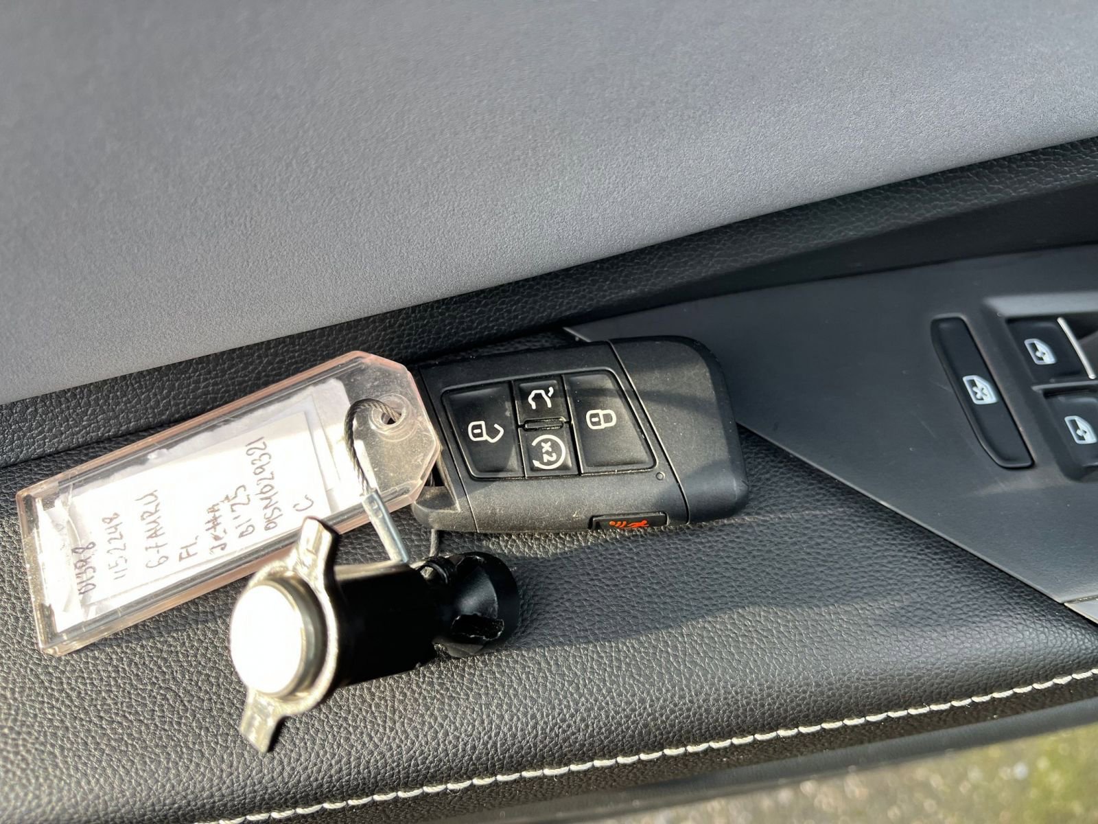 Thumbnail: 2025 Volkswagen Jetta - 27