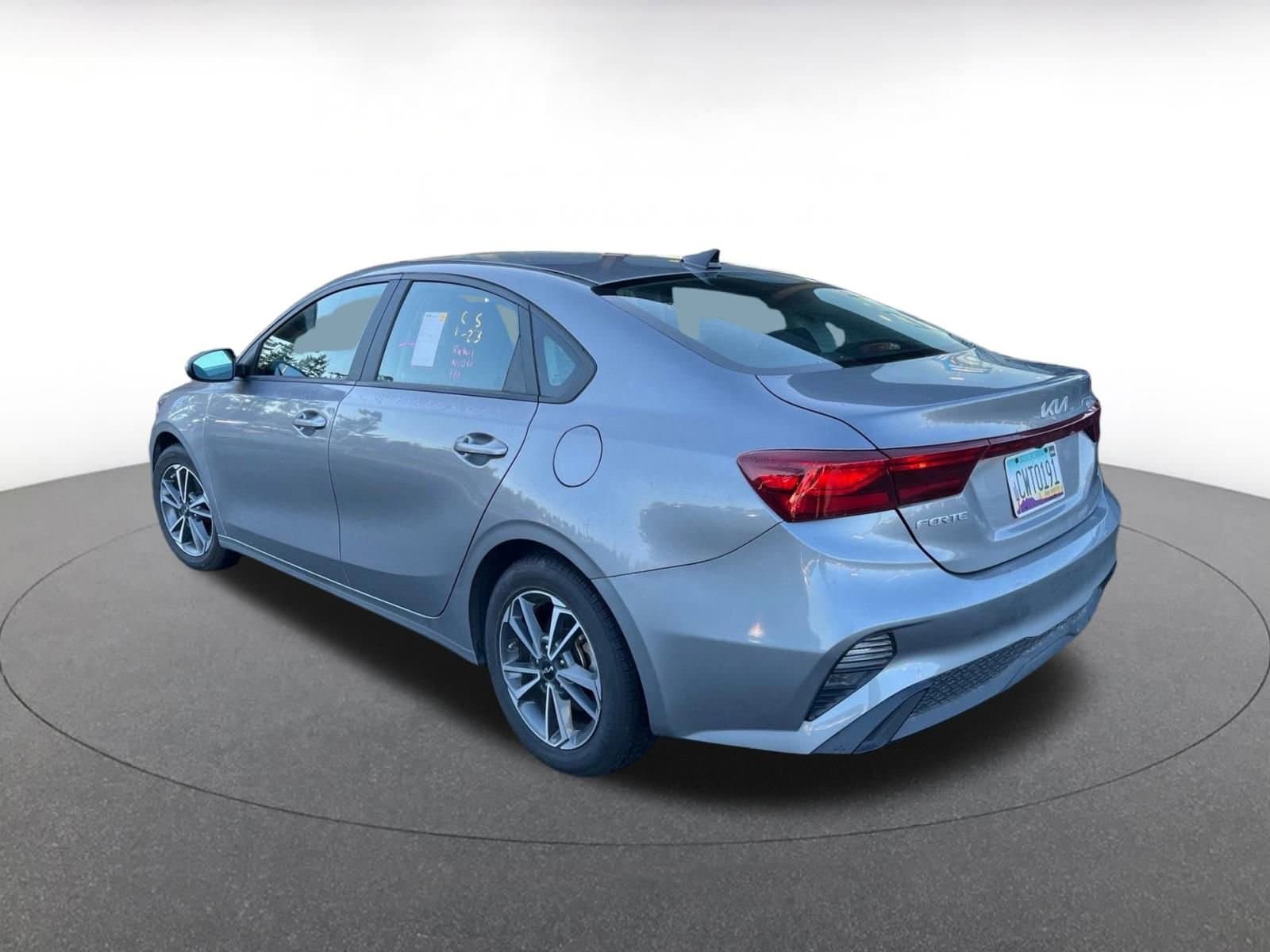 Thumbnail: 2023 Kia Forte - 5