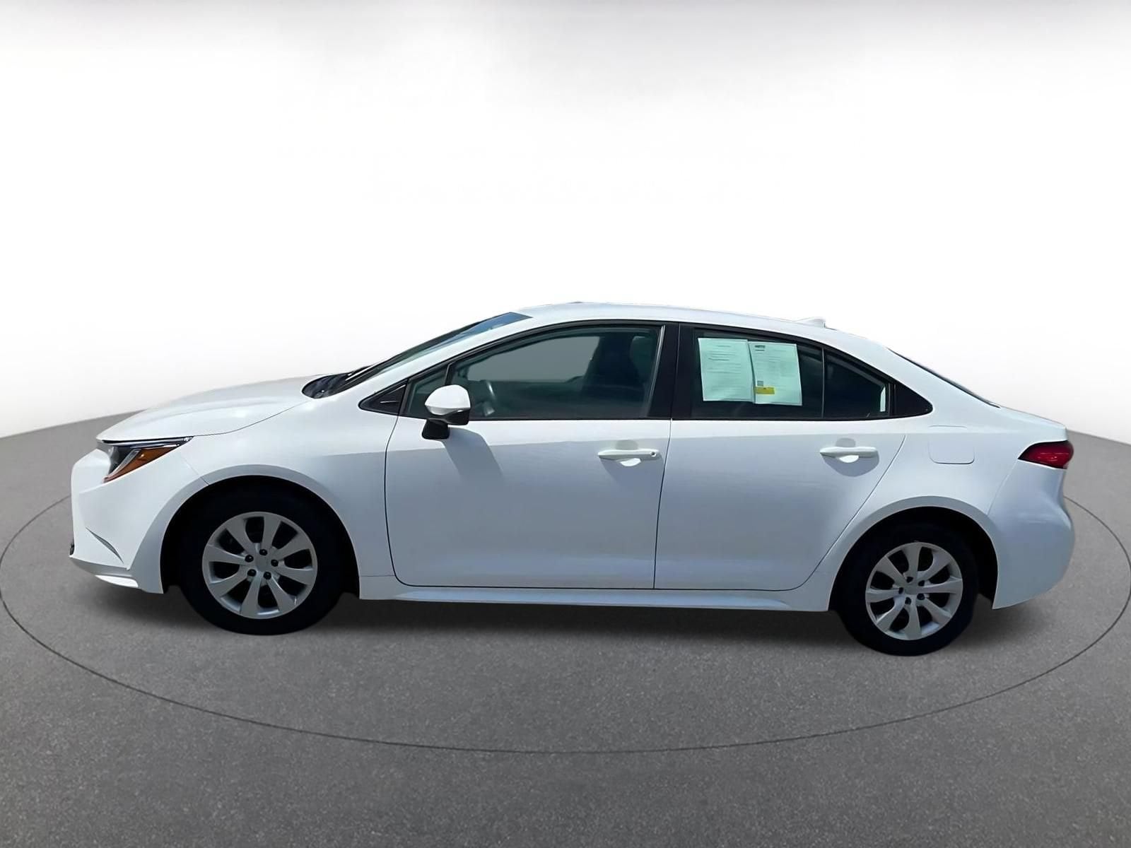 Thumbnail: 2025 Toyota Corolla - 8