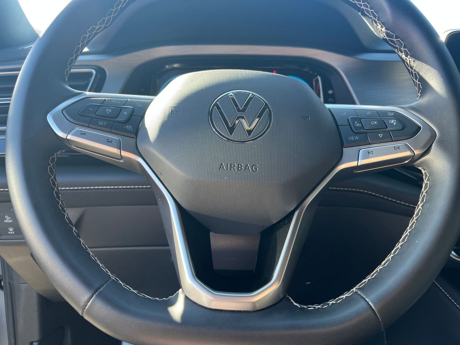 Thumbnail: 2025 Volkswagen Atlas - 30