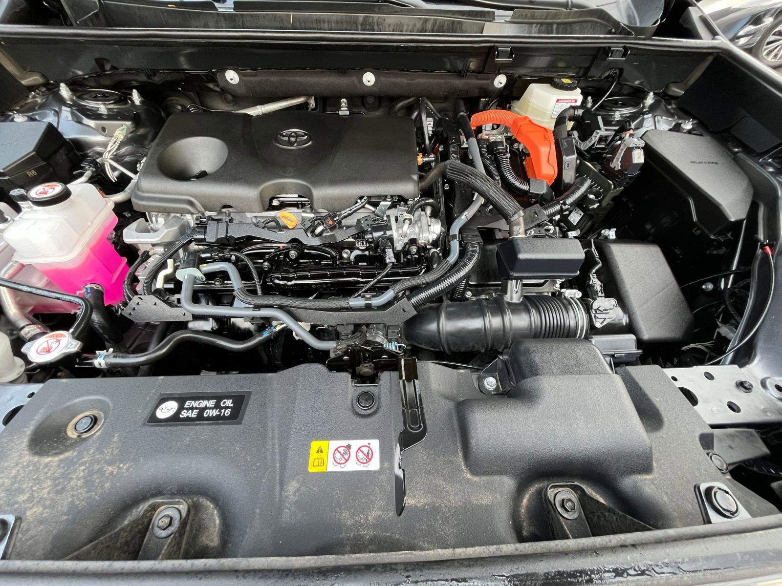 Thumbnail: 2025 Toyota RAV4 - 32