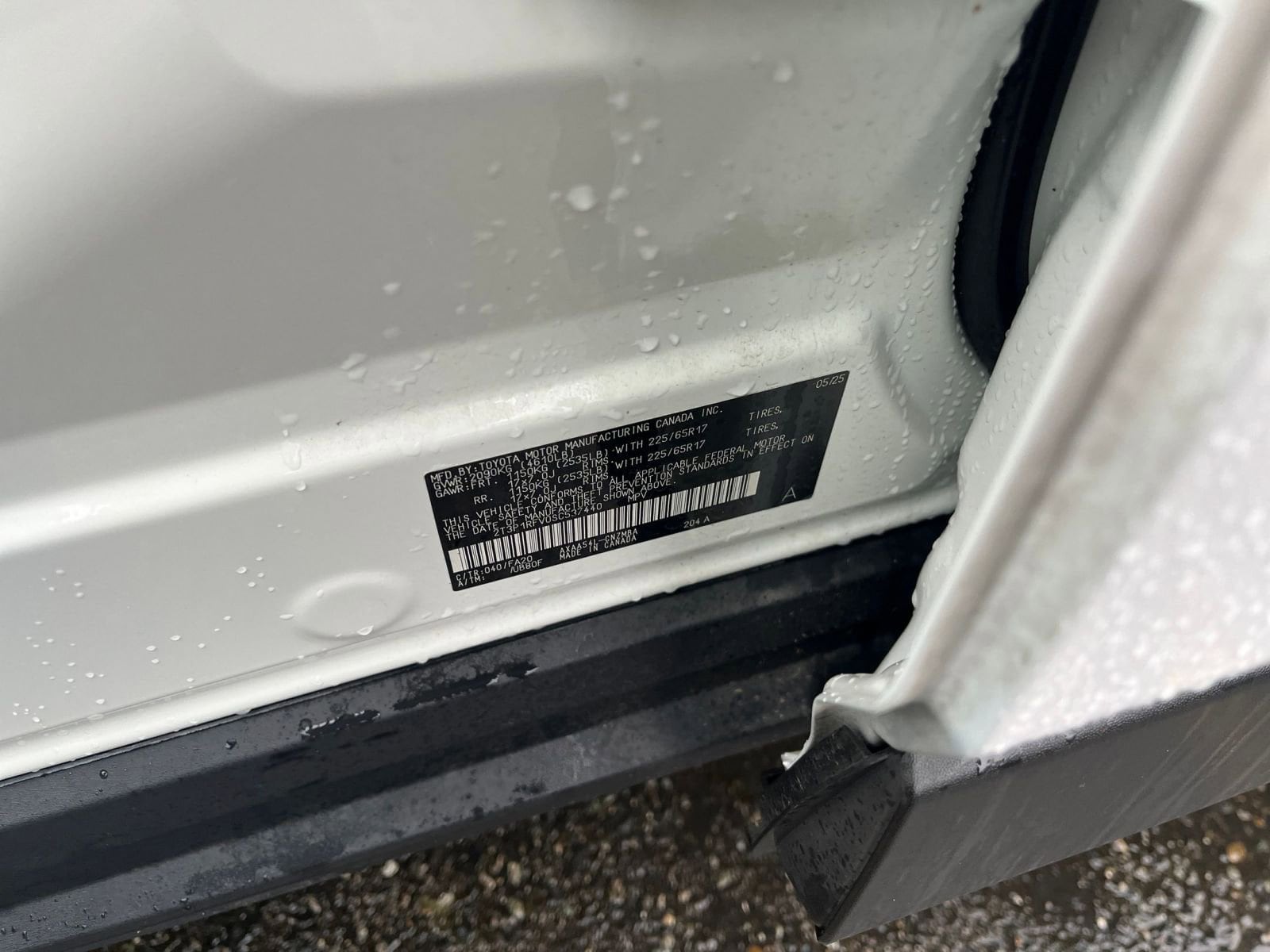 Thumbnail: 2025 Toyota RAV4 - 31