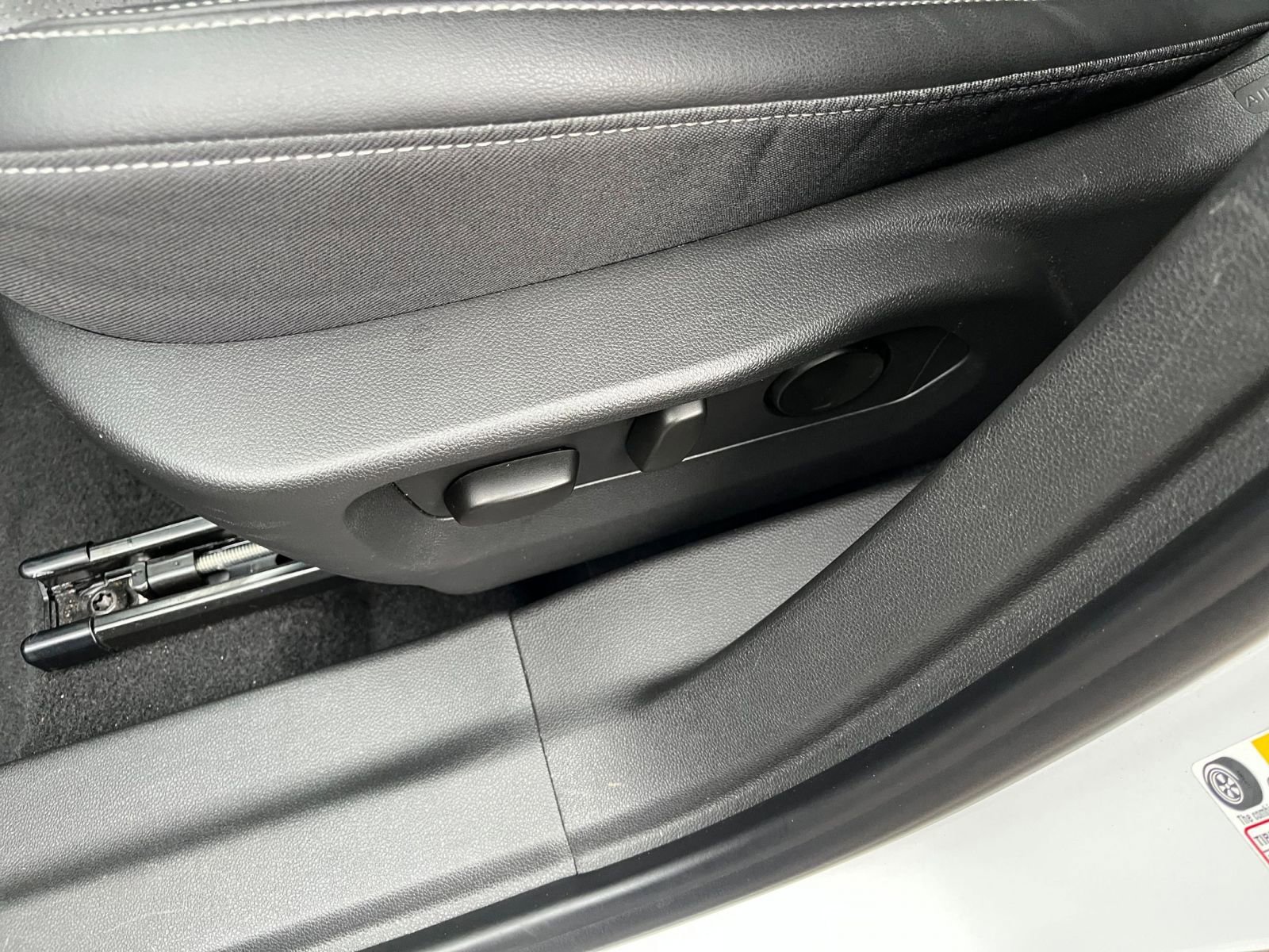 Thumbnail: 2024 Buick Envision - 23