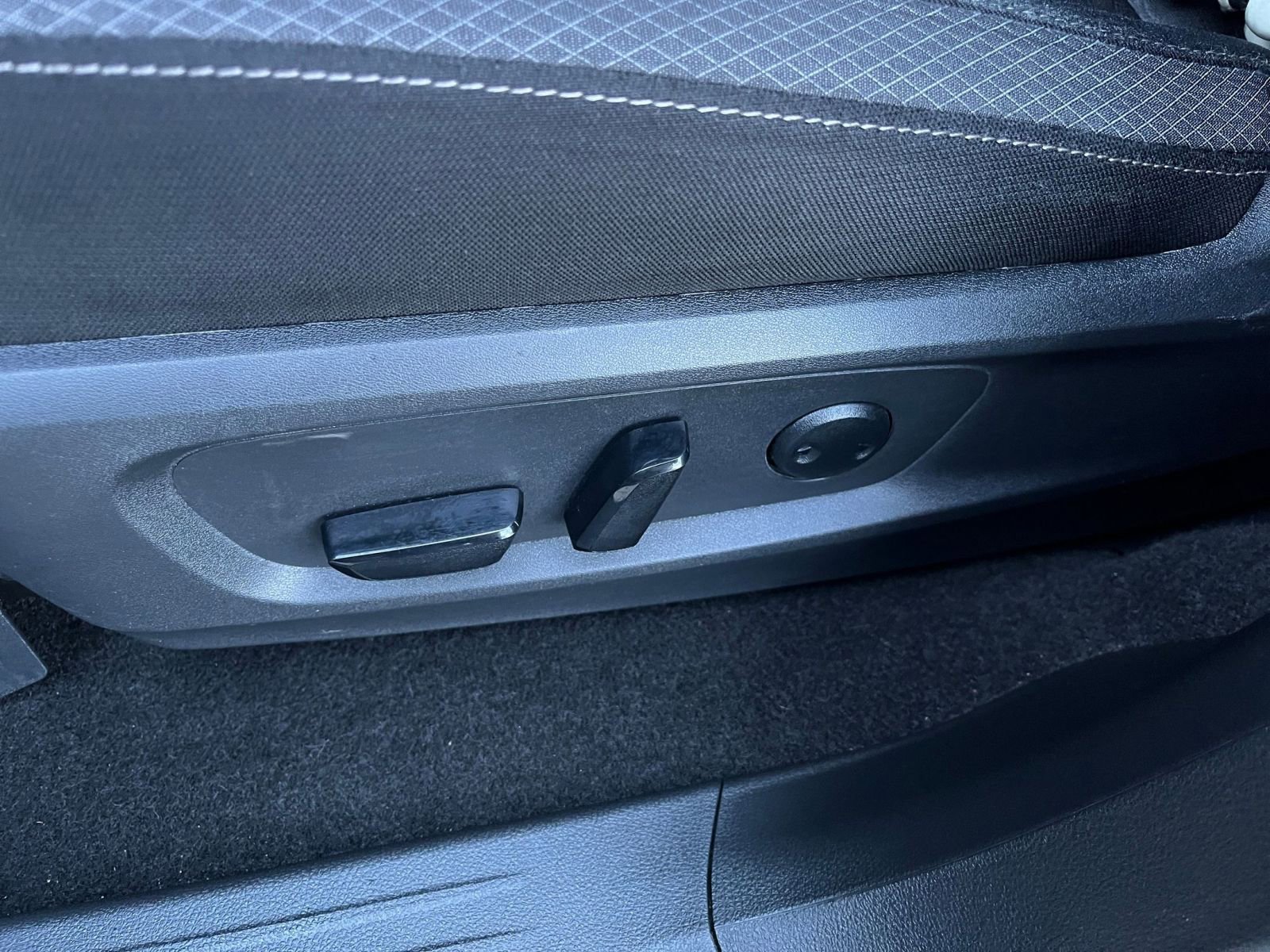 Thumbnail: 2025 Nissan Pathfinder - 24