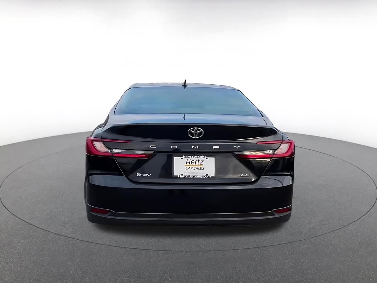 Thumbnail: 2025 Toyota Camry - 12