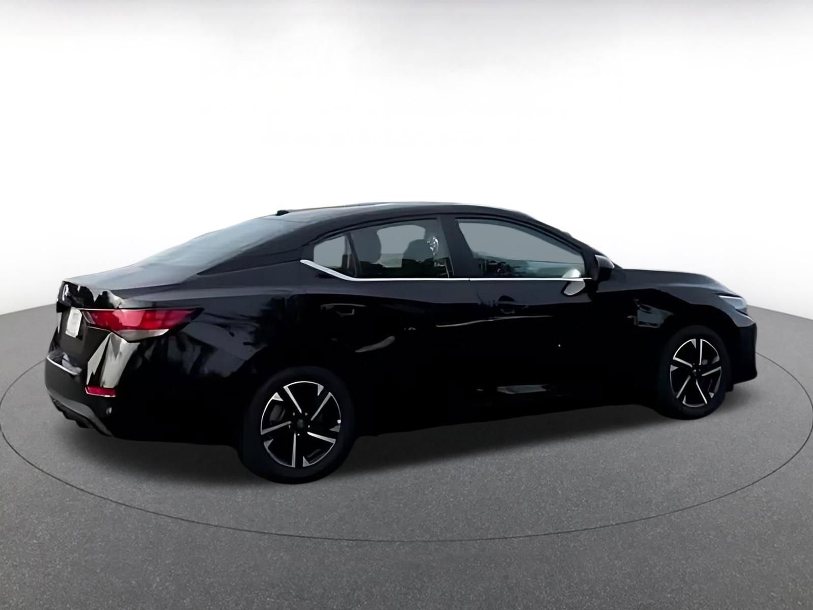 Thumbnail: 2025 Nissan Sentra - 9