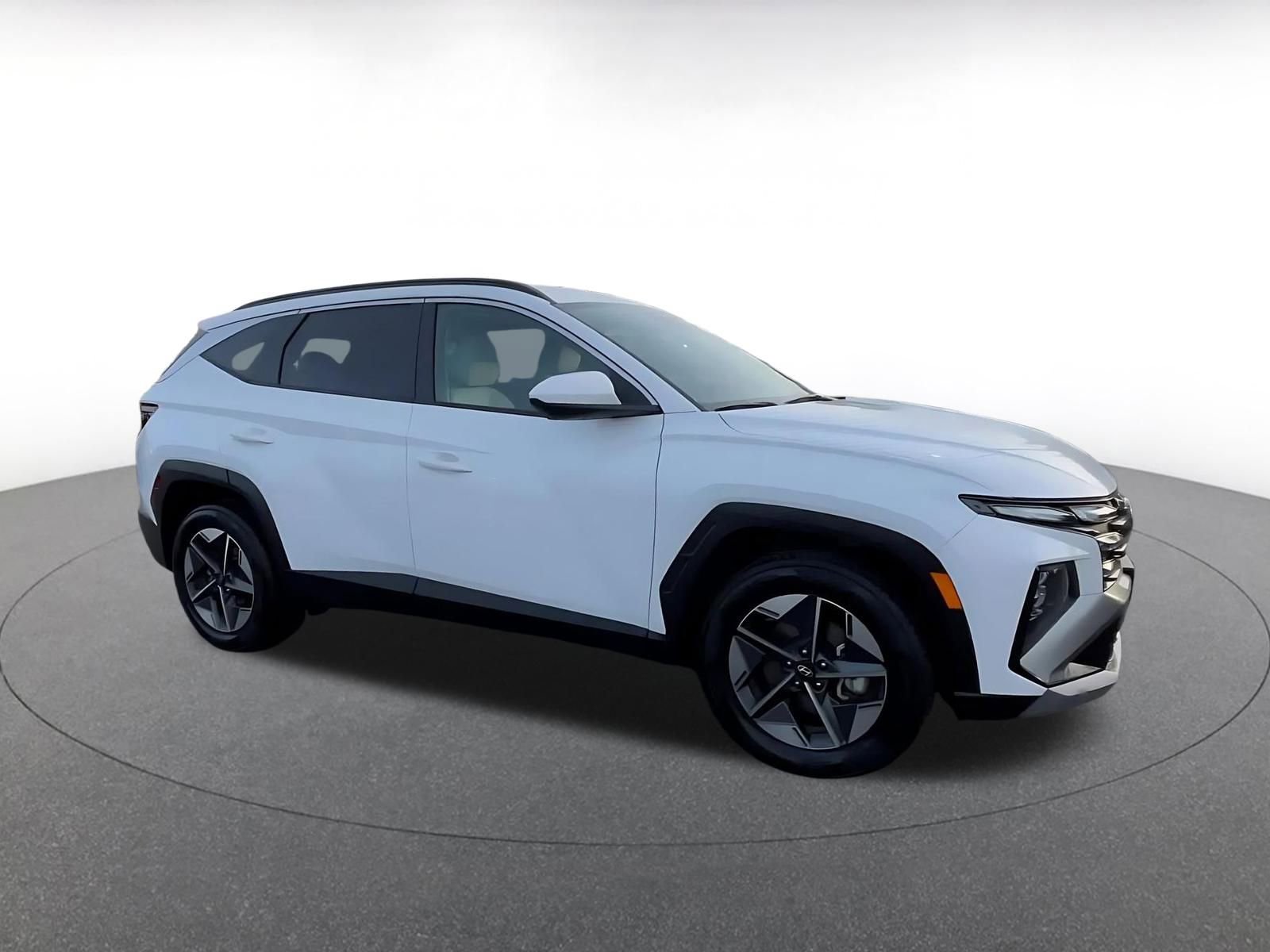 Thumbnail: 2025 Hyundai Tucson - 2