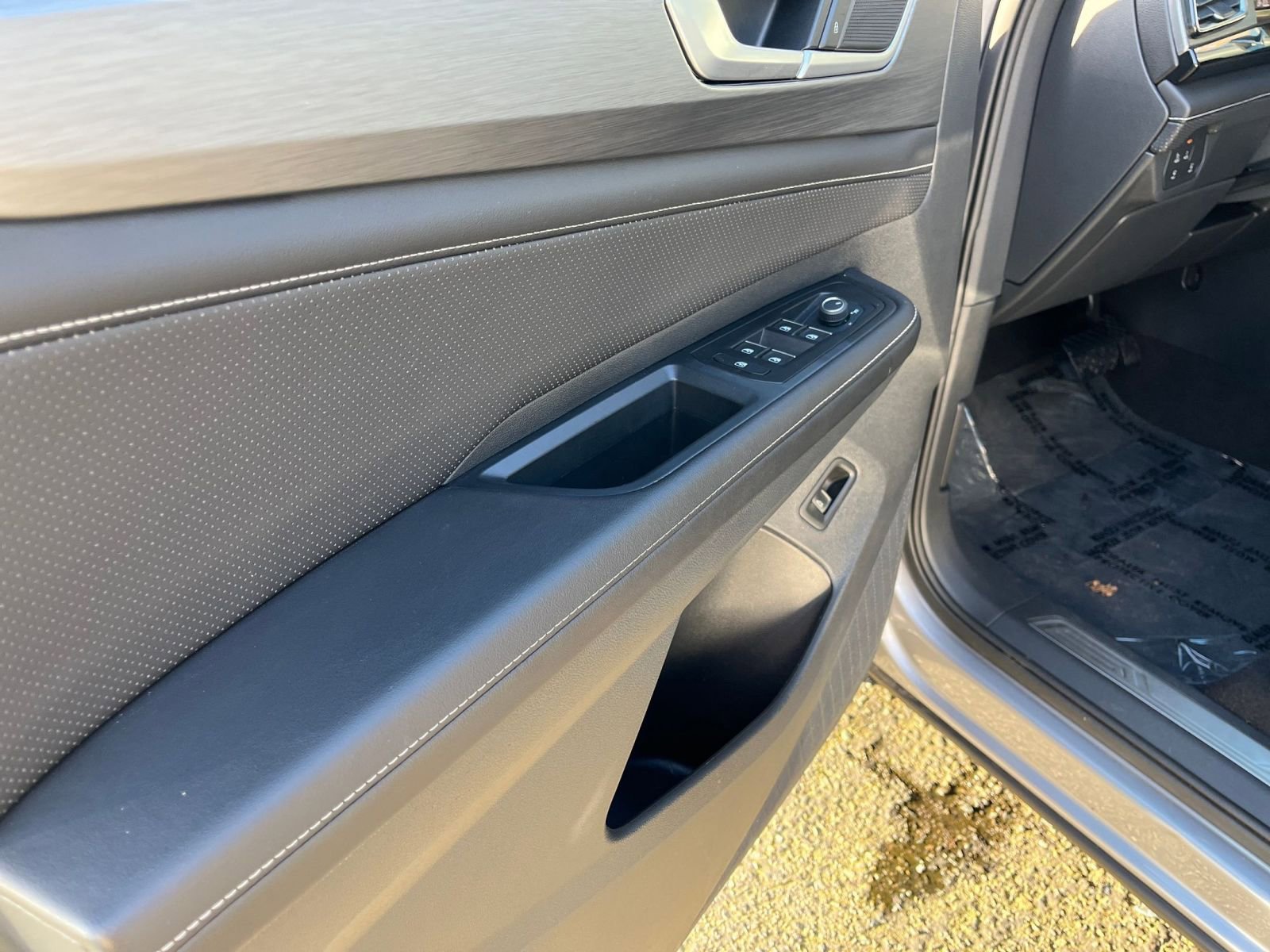 Thumbnail: 2025 Volkswagen Atlas - 18