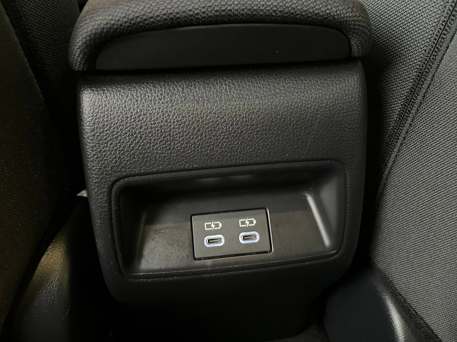 Thumbnail: 2025 Toyota Corolla - 24