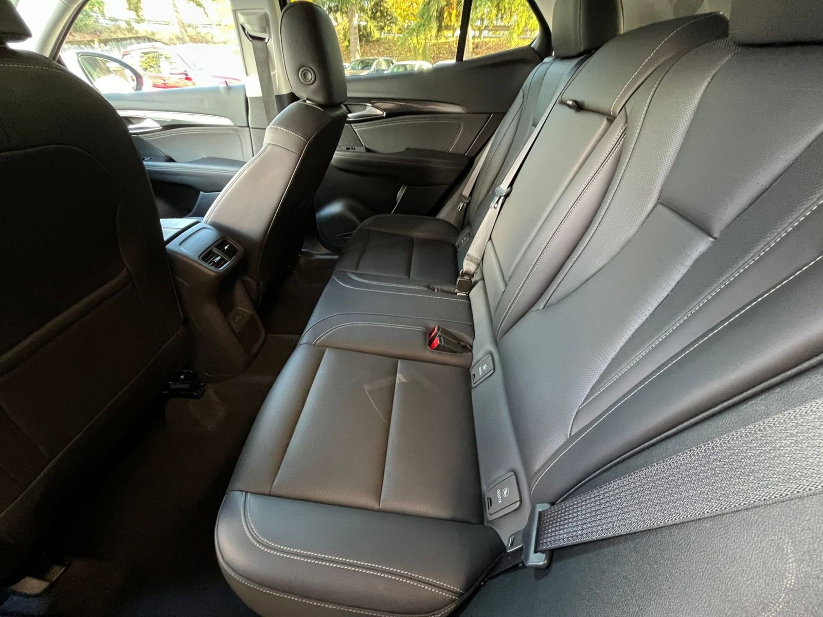 Thumbnail: 2024 Buick Envision - 25