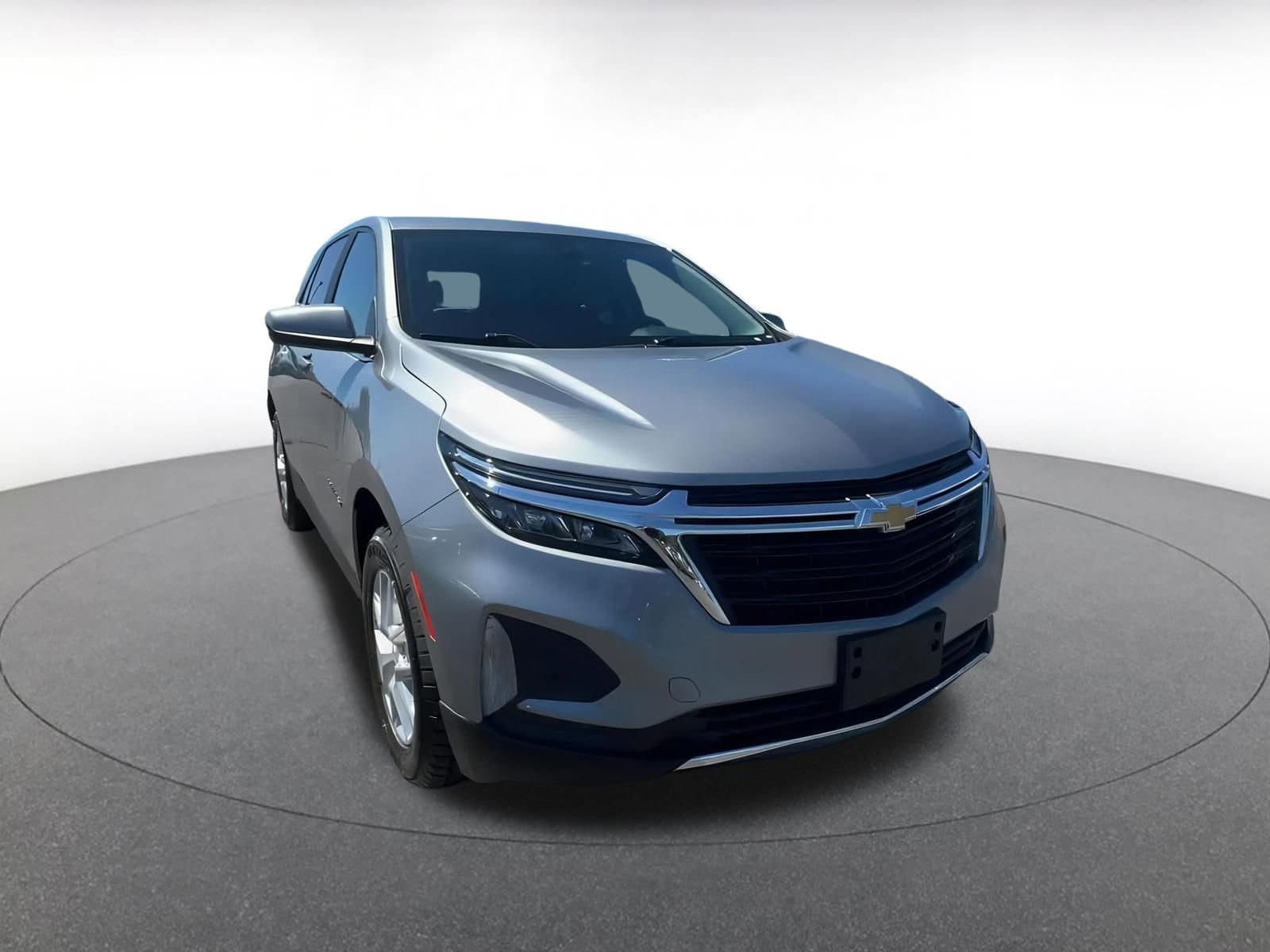 Thumbnail: 2023 Chevrolet Equinox - 3