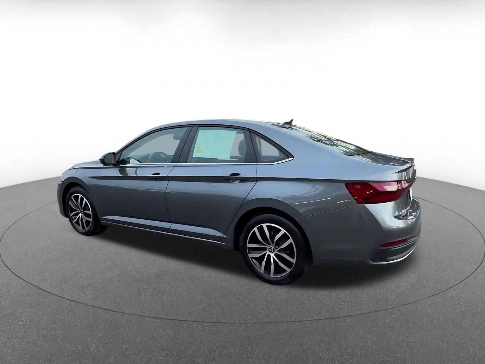 Thumbnail: 2025 Volkswagen Jetta - 12