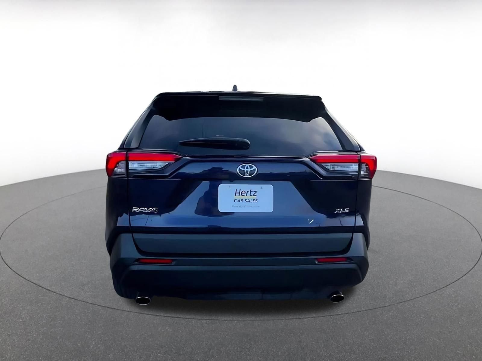 Thumbnail: 2025 Toyota RAV4 - 12