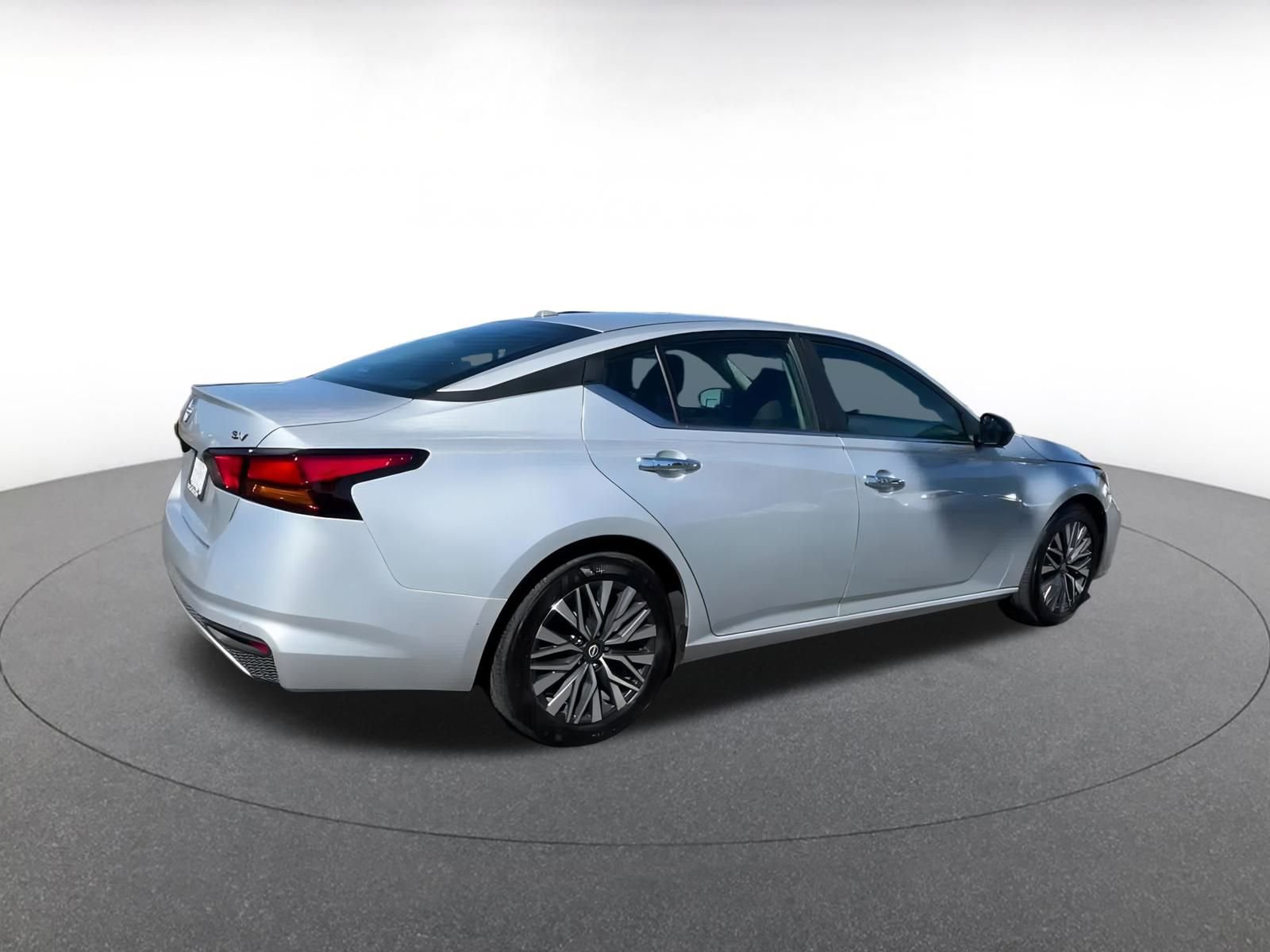 Thumbnail: 2024 Nissan Altima - 14