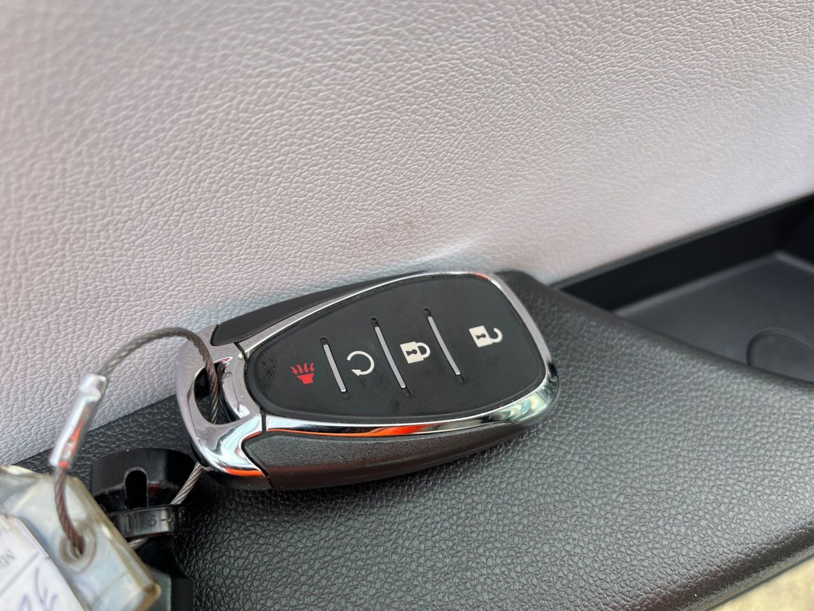 Thumbnail: 2025 Chevrolet Trax - 25