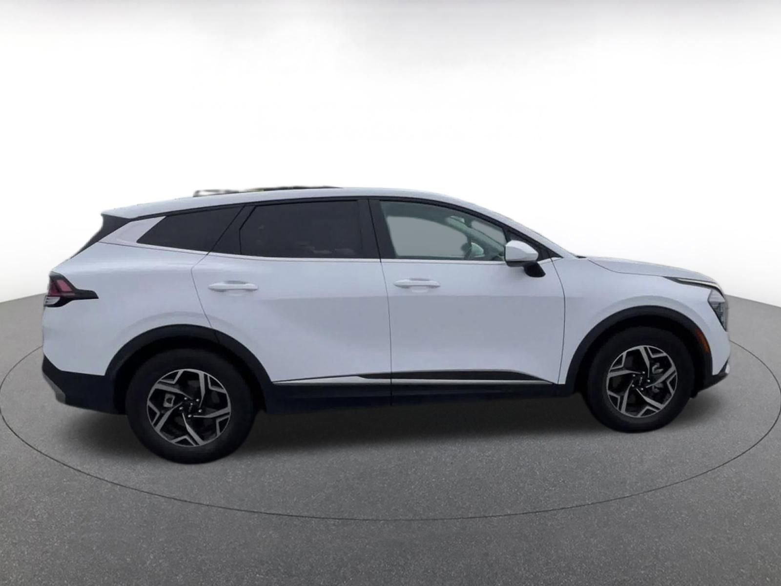 Thumbnail: 2025 Kia Sportage - 16