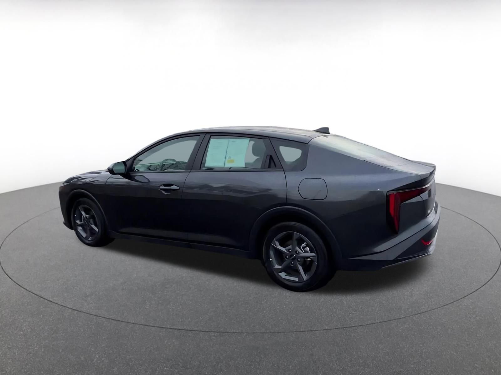 Thumbnail: 2025 Kia K4 - 10