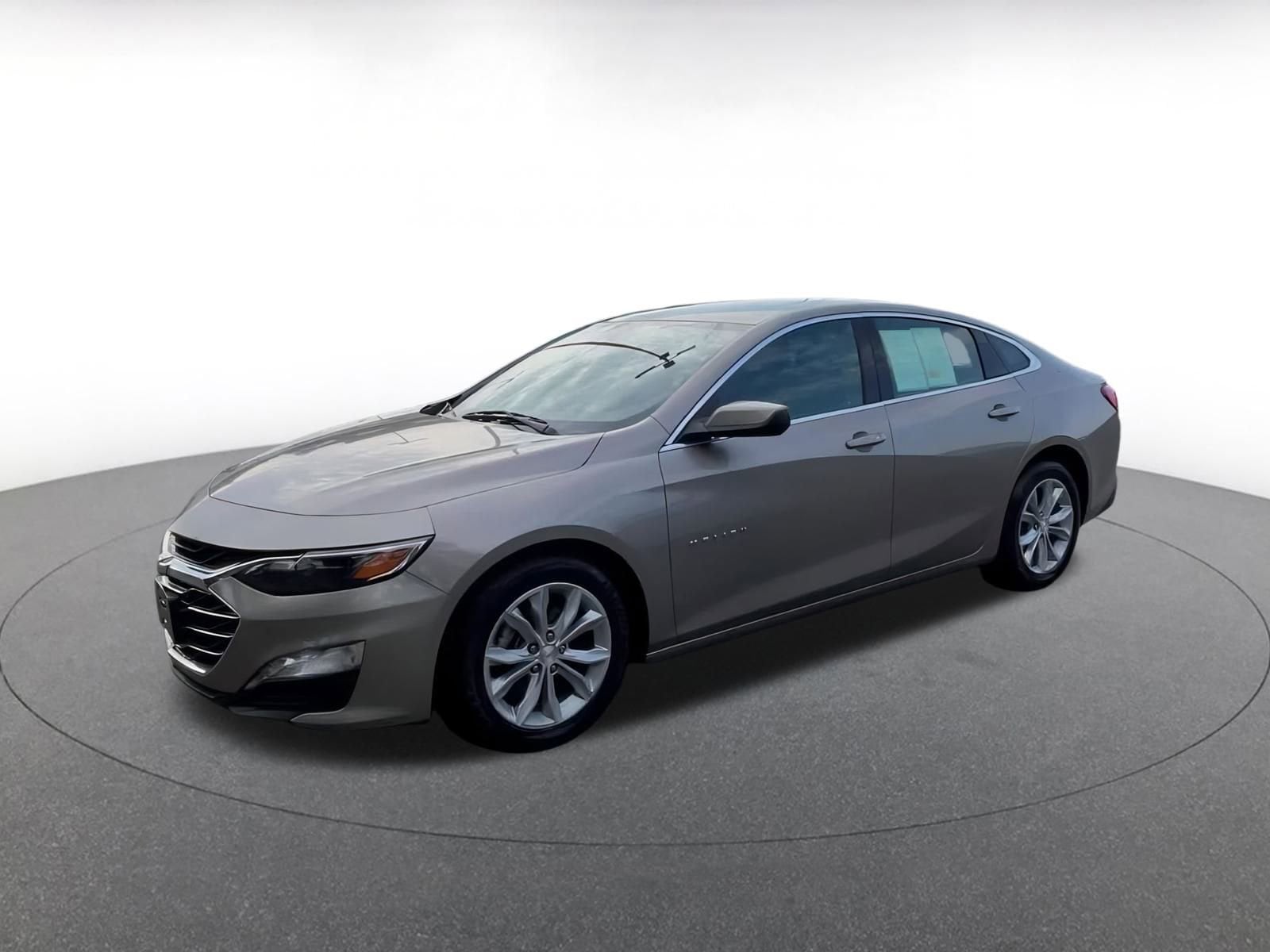 Thumbnail: 2023 Chevrolet Malibu - 8