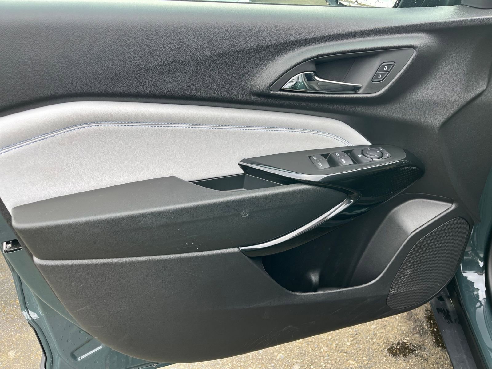 Thumbnail: 2025 Chevrolet Trax - 18