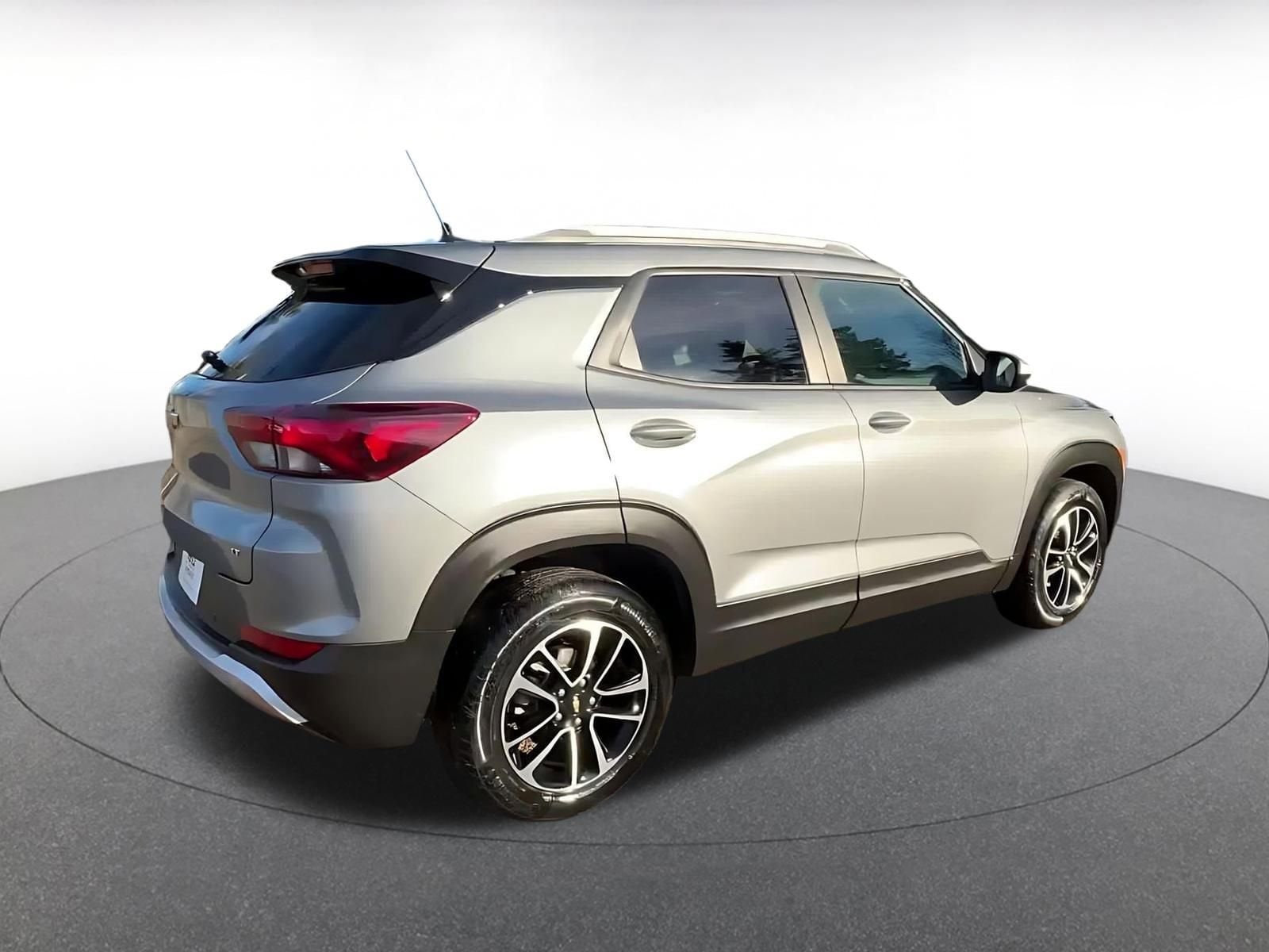 Thumbnail: 2025 Chevrolet TrailBlazer - 15