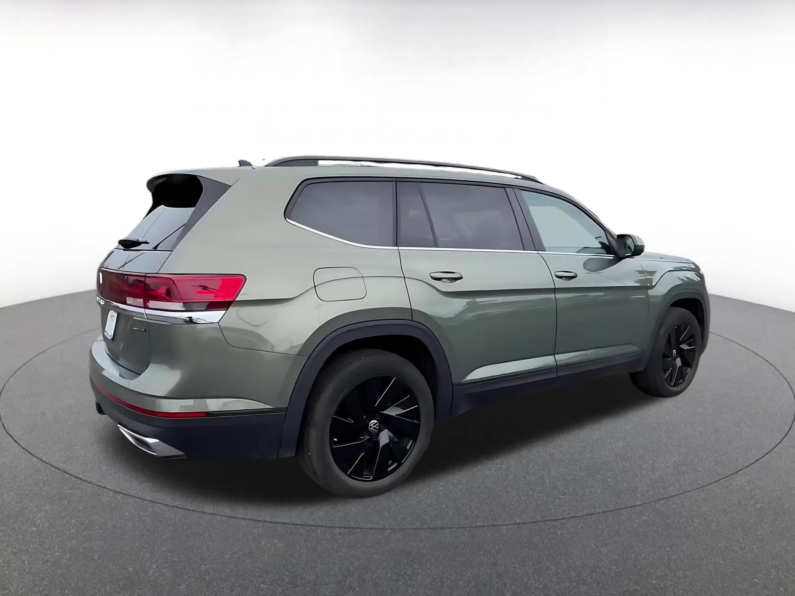 Thumbnail: 2026 Volkswagen Atlas - 15