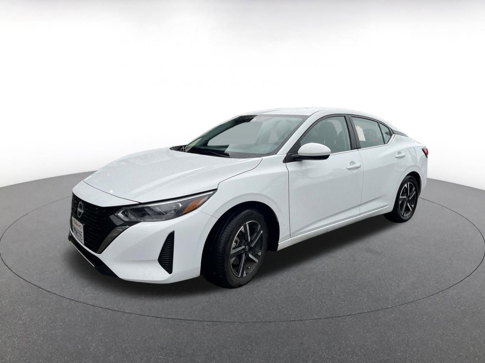 Thumbnail: 2025 Nissan Sentra - 3