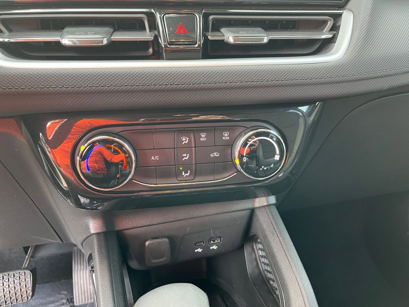 Thumbnail: 2025 Chevrolet TrailBlazer - 23