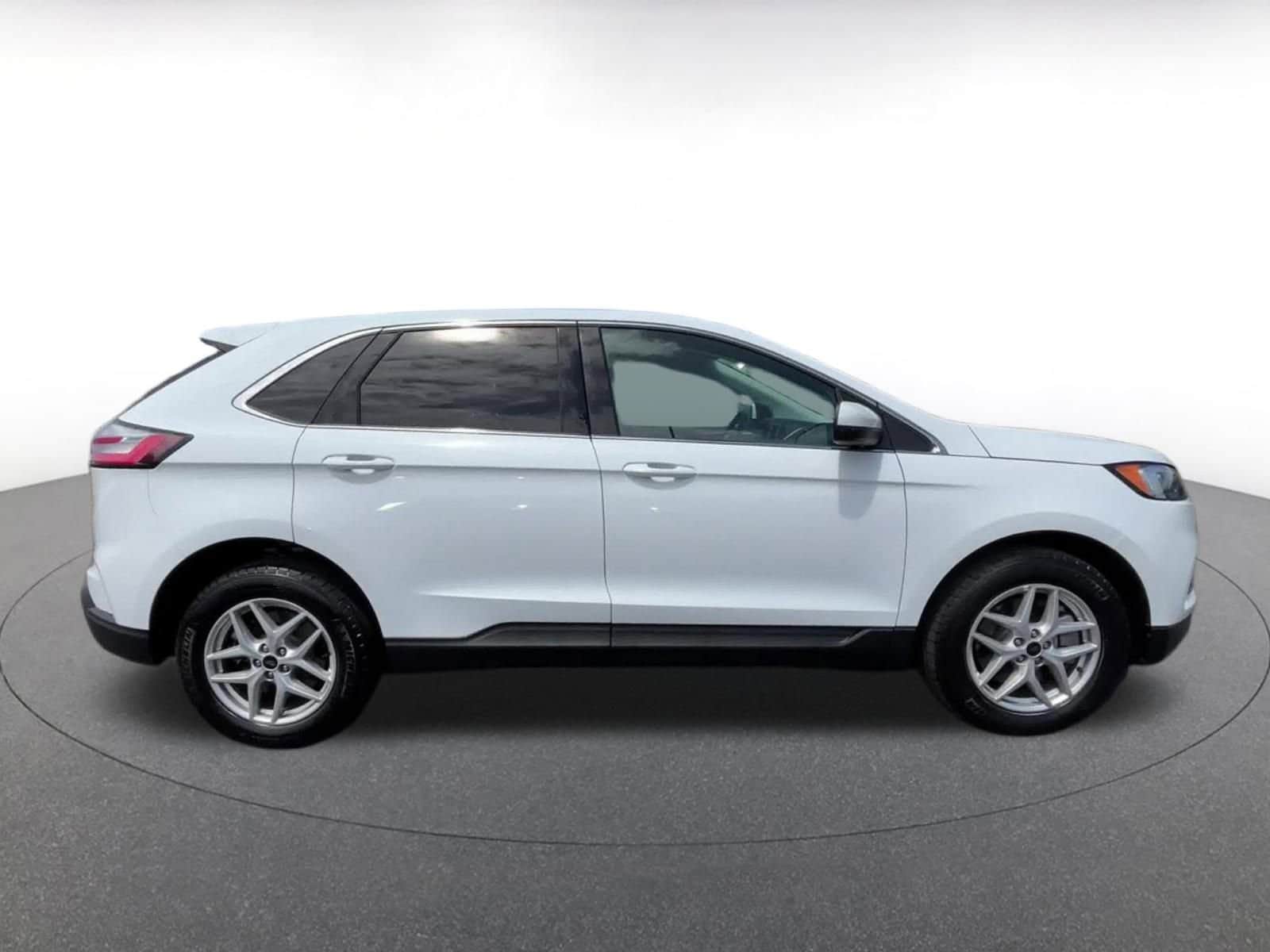 Thumbnail: 2024 Ford Edge - 16