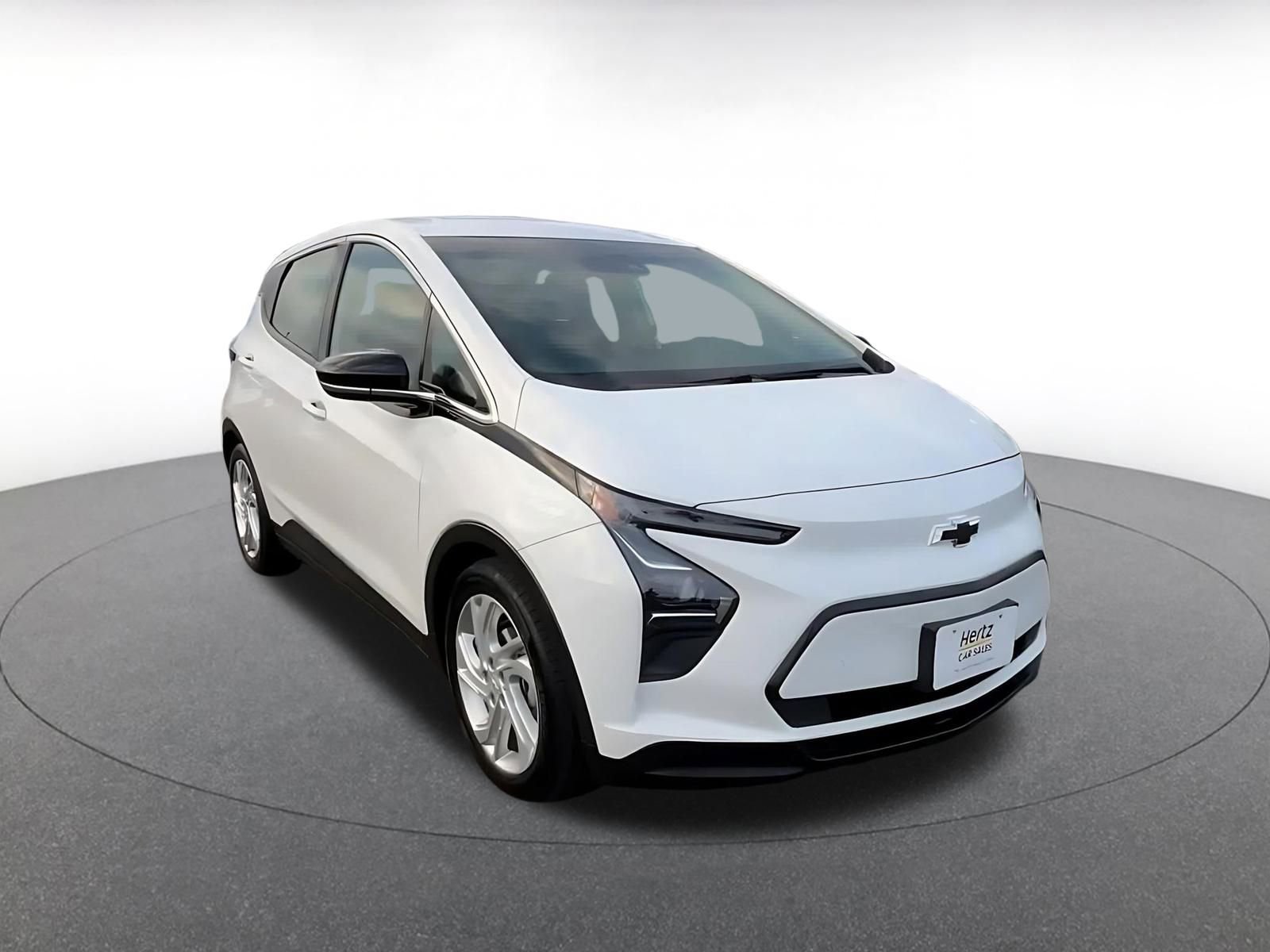 Thumbnail: 2023 Chevrolet Bolt EV - 3