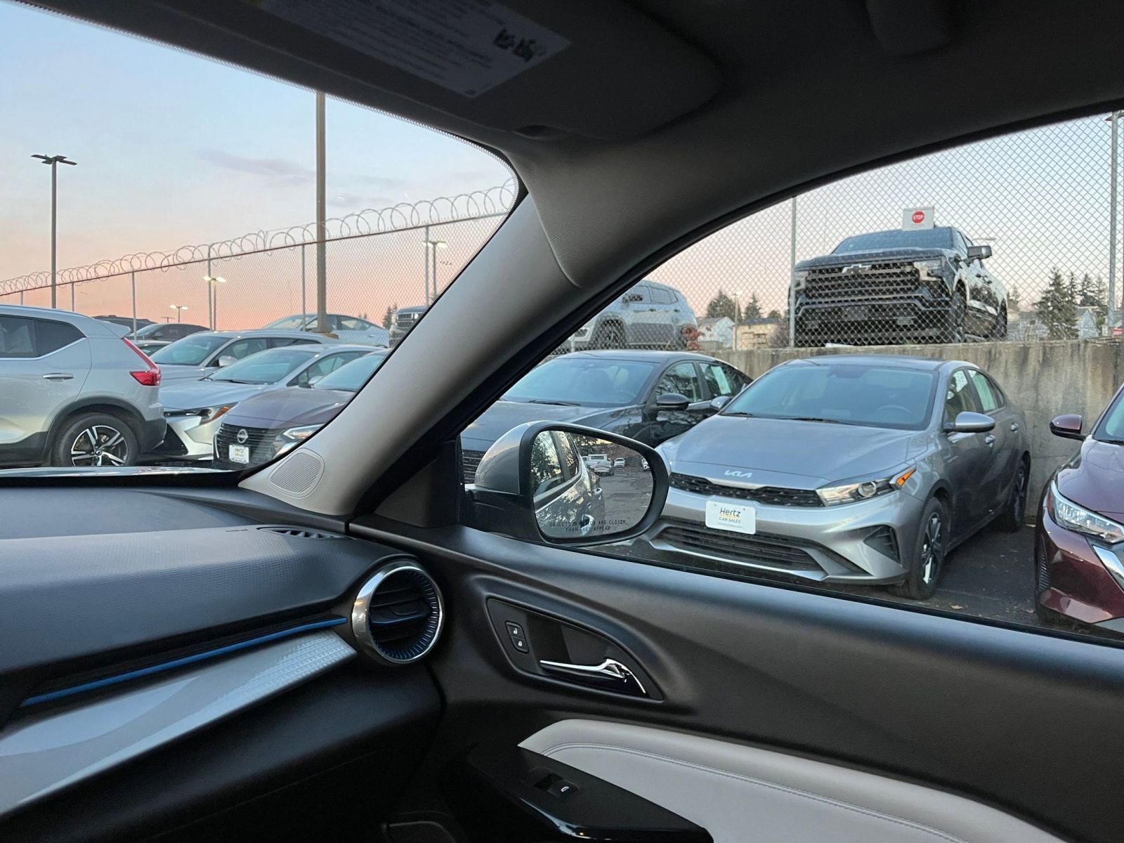 Thumbnail: 2025 Chevrolet Trax - 35