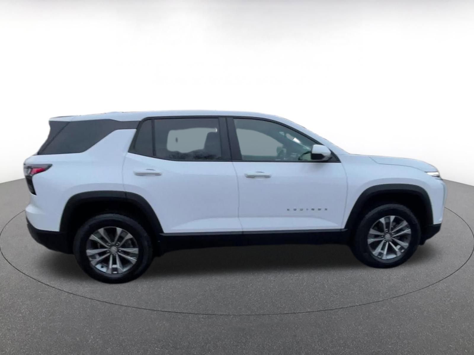 Thumbnail: 2025 Chevrolet Equinox - 16