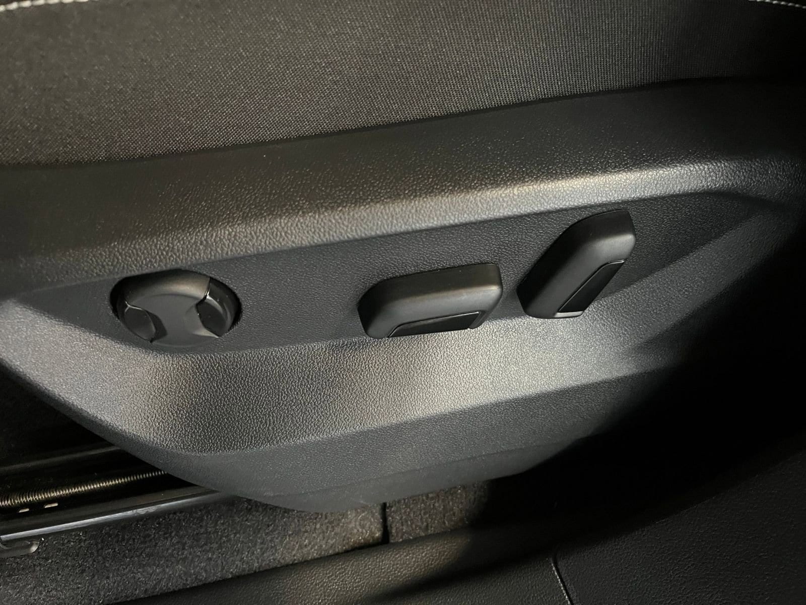 Thumbnail: 2025 Volkswagen Atlas - 23