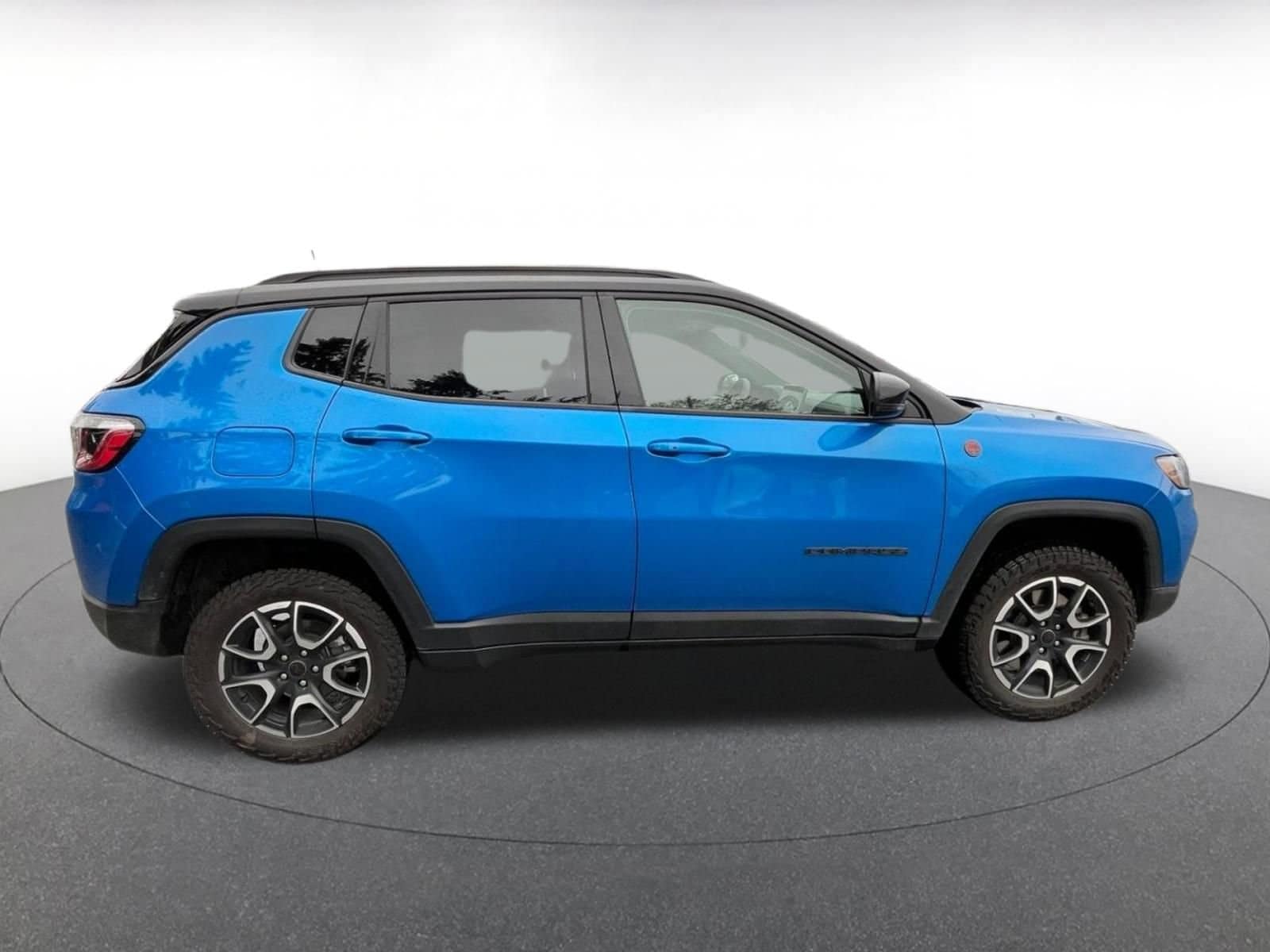Thumbnail: 2025 Jeep Compass - 8