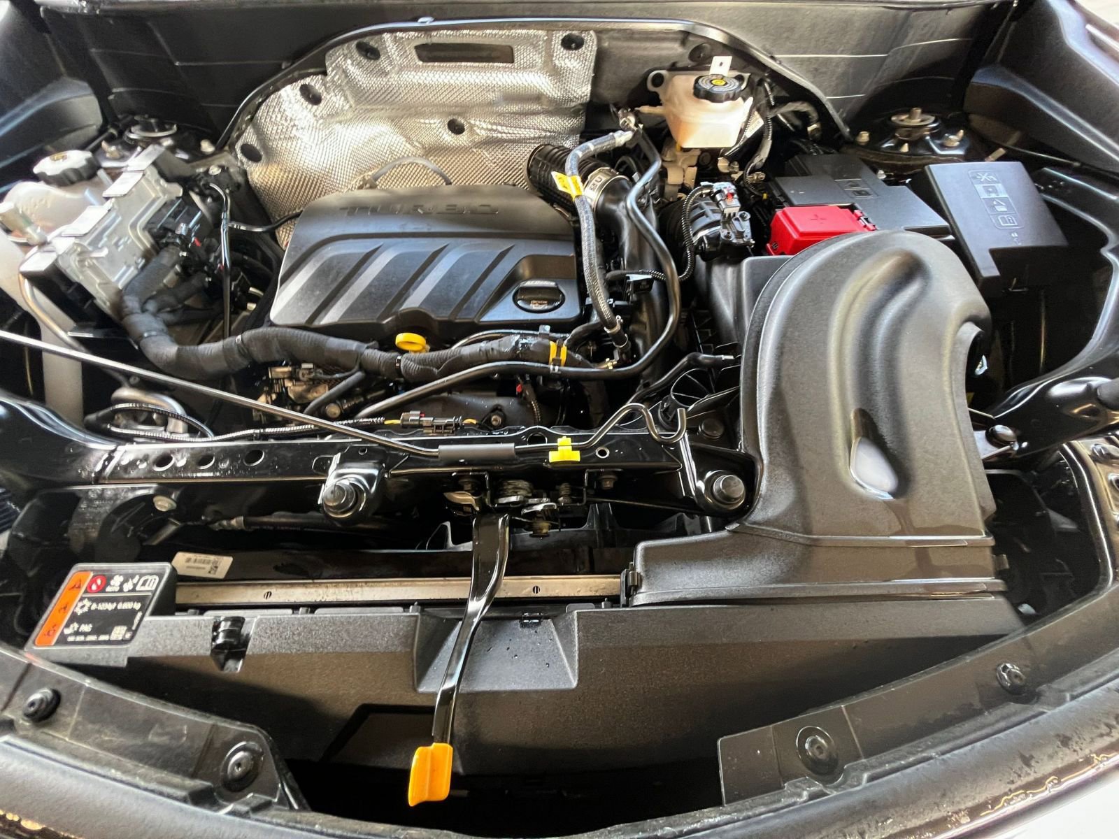 Thumbnail: 2025 Buick Encore GX - 32