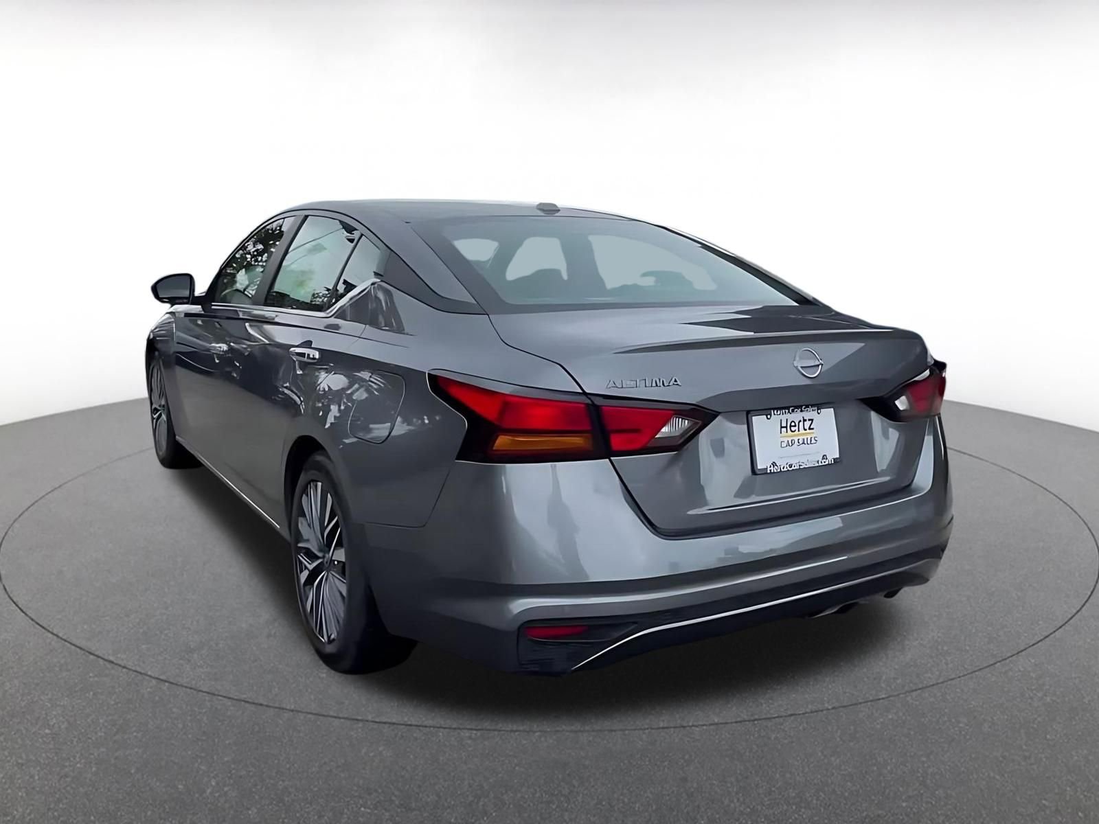 Thumbnail: 2025 Nissan Altima - 11