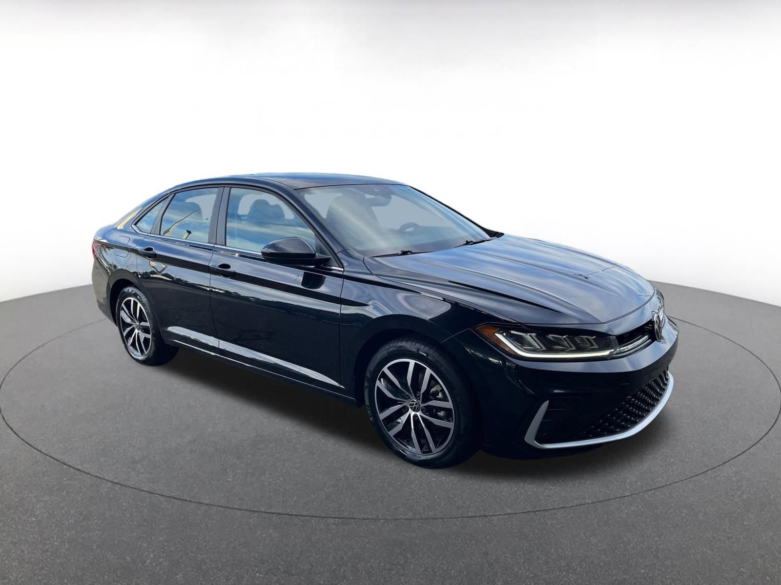 Thumbnail: 2025 Volkswagen Jetta - 1