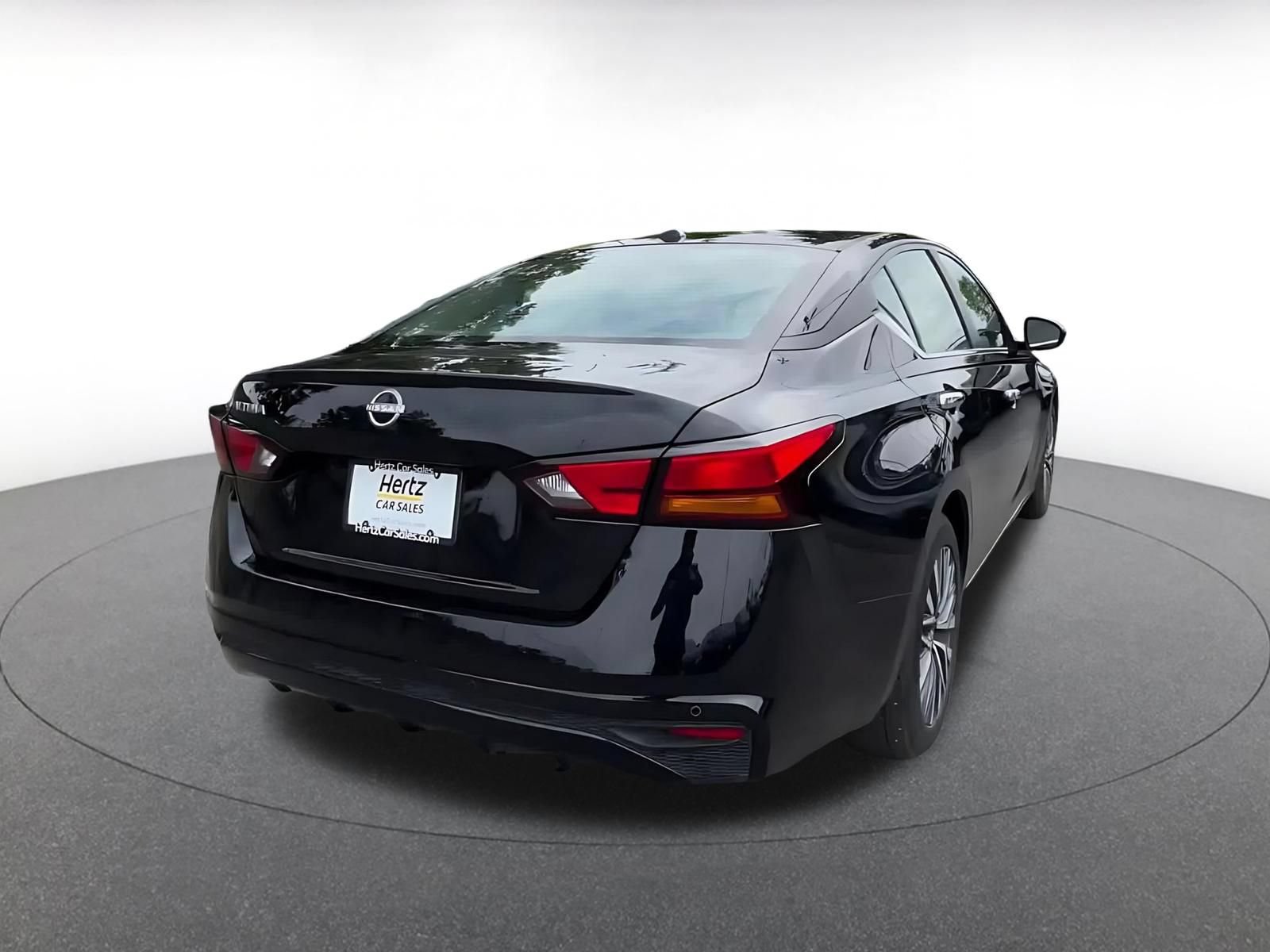 Thumbnail: 2025 Nissan Altima - 13