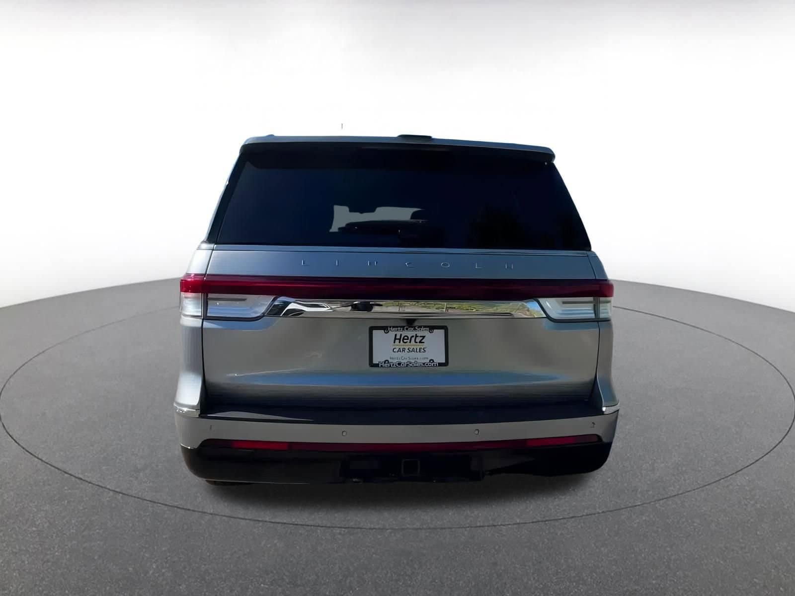 Thumbnail: 2023 Lincoln Navigator - 12