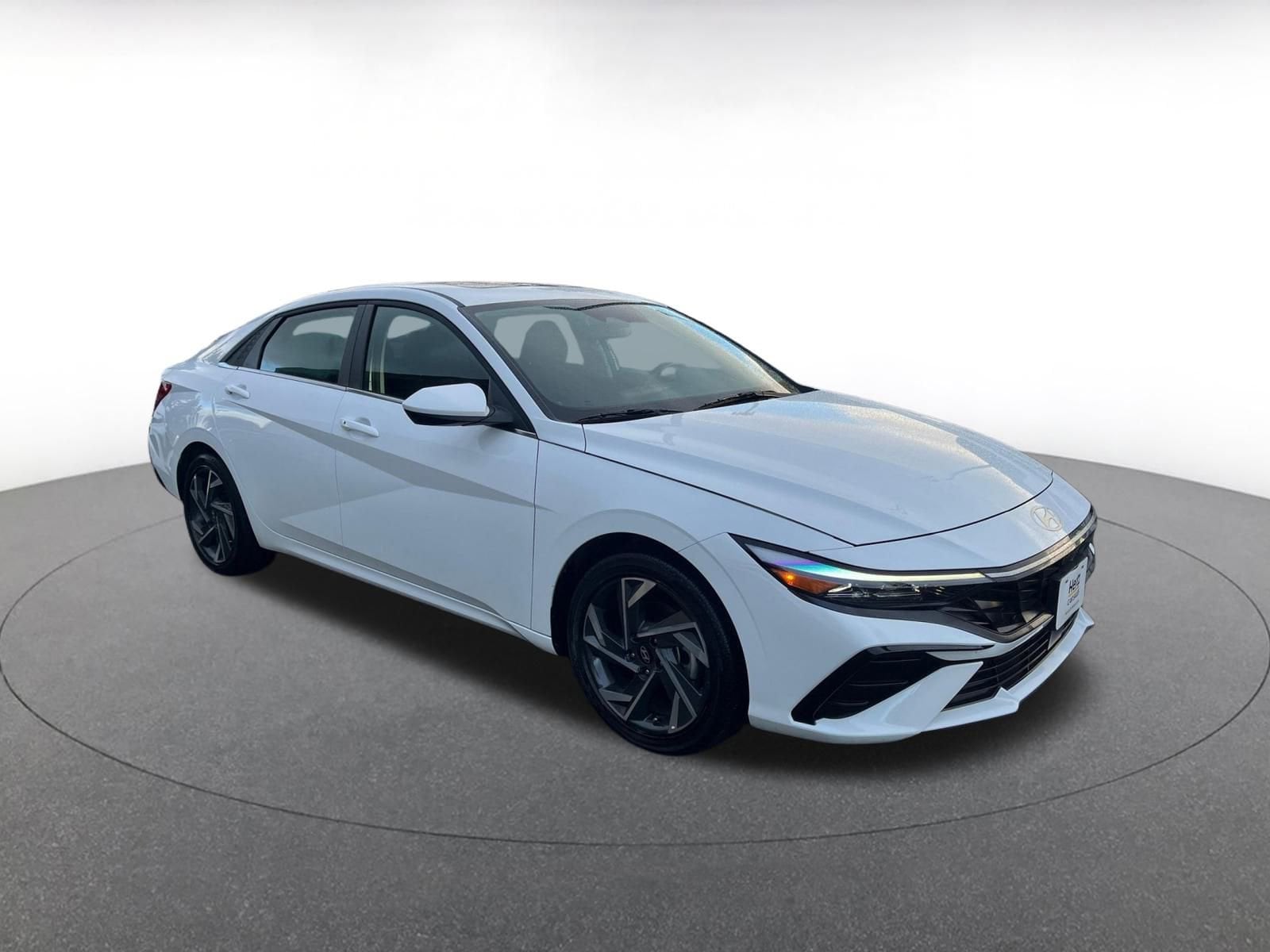 Thumbnail: 2025 Hyundai Elantra - 1