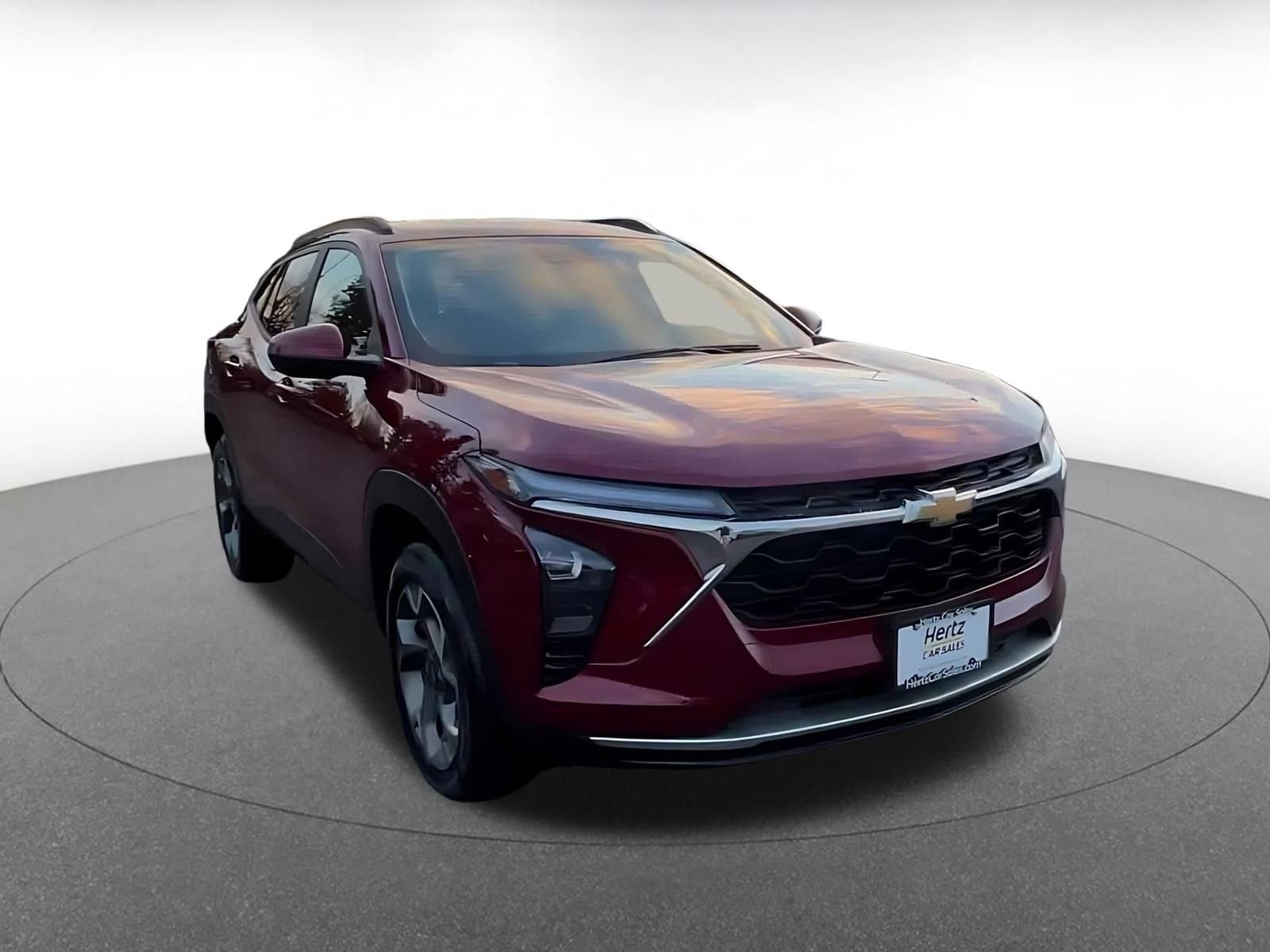 Thumbnail: 2025 Chevrolet Trax - 3