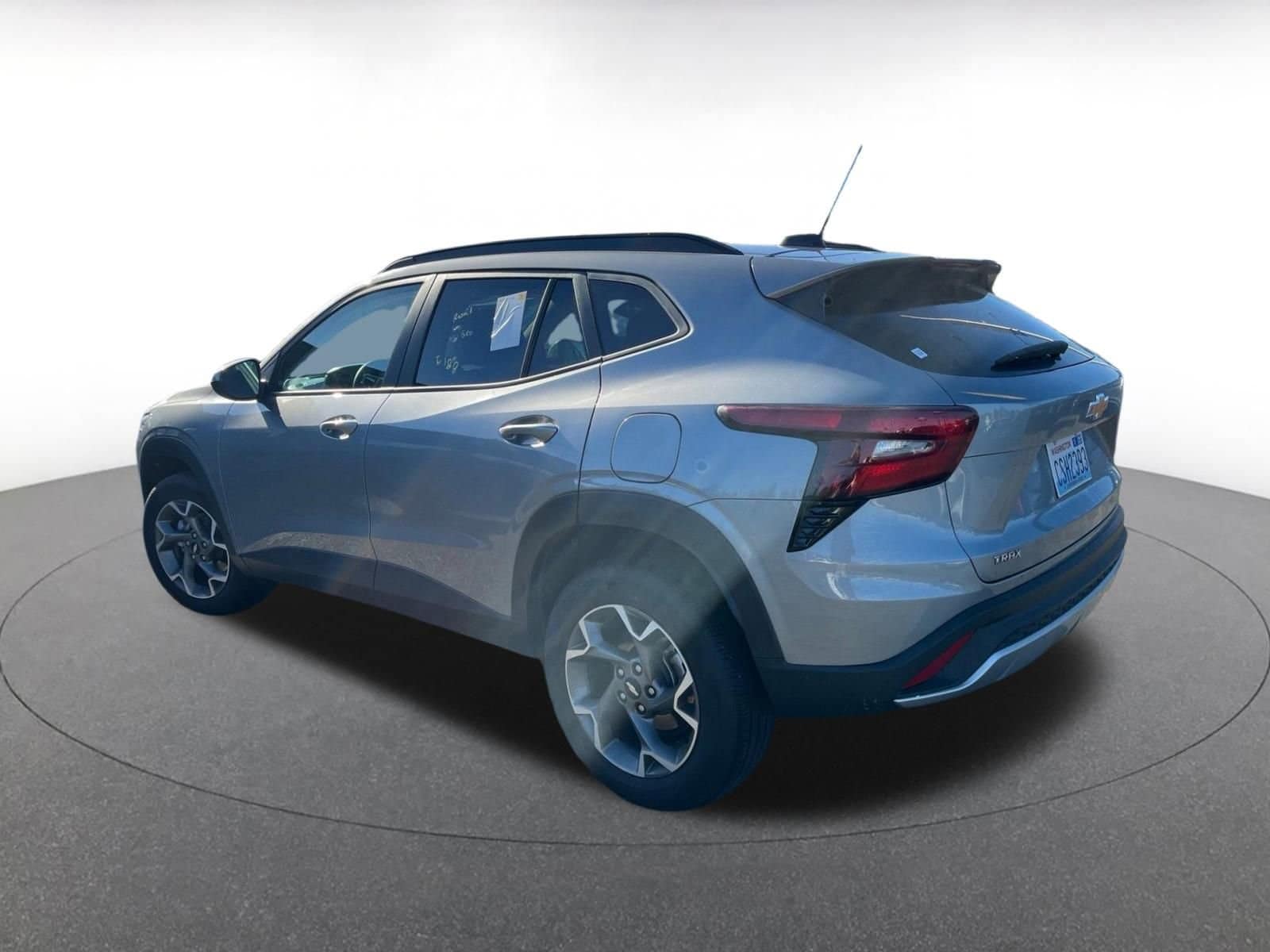 Thumbnail: 2025 Chevrolet Trax - 5